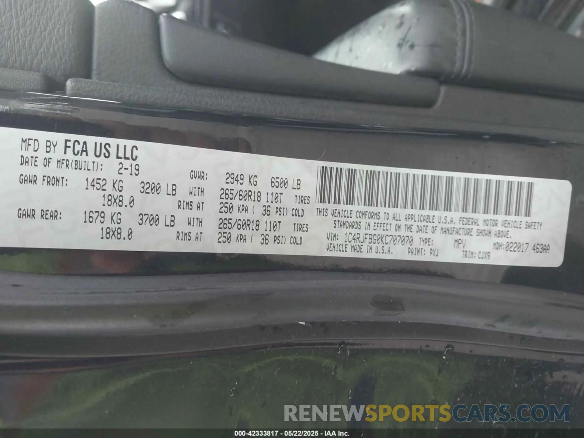9 Photograph of a damaged car 1C4RJFBG0KC707070 JEEP GRAND CHEROKEE 2019