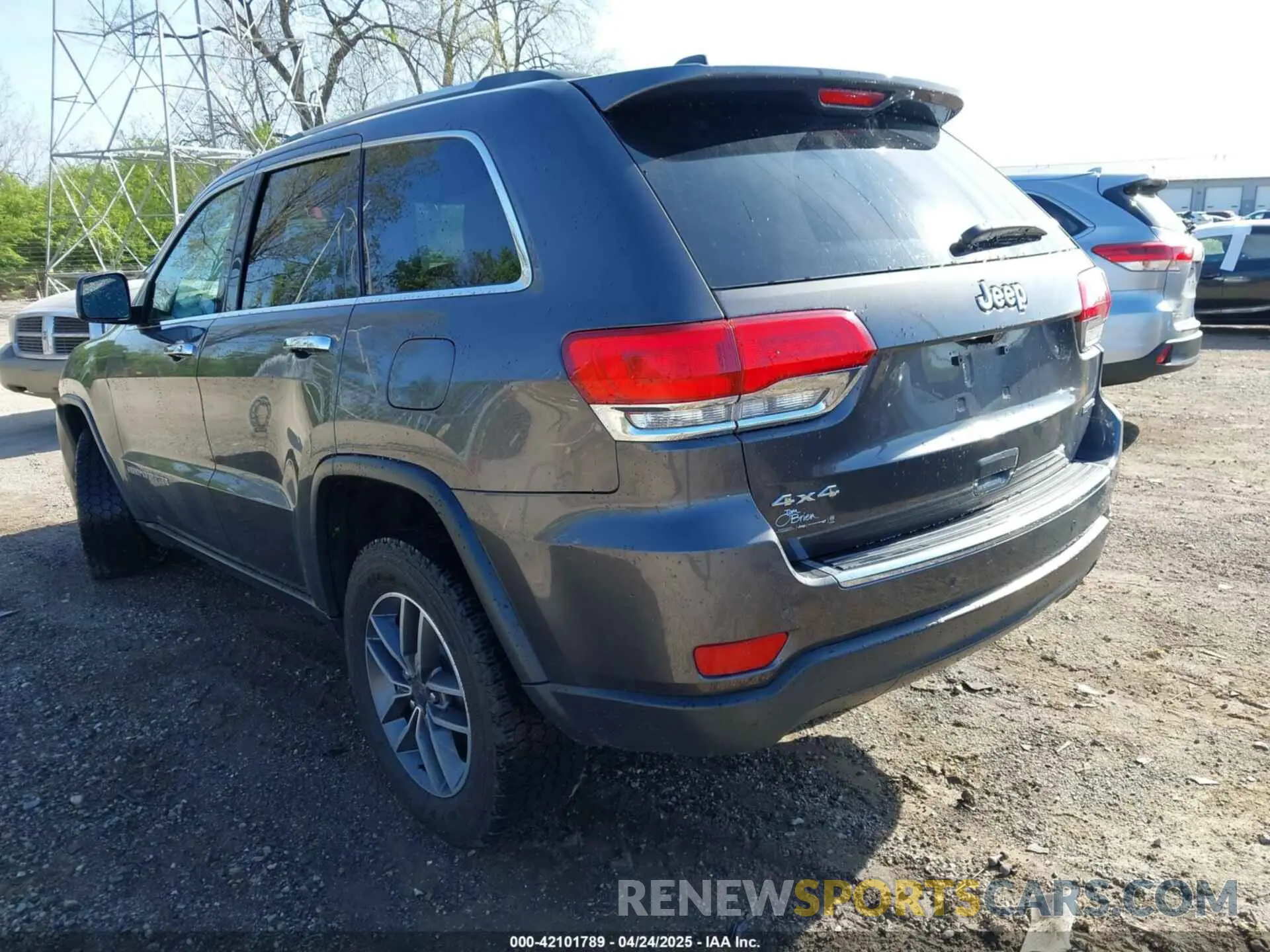 3 Фотография поврежденного автомобиля 1C4RJFBG0KC741154 JEEP GRAND CHEROKEE 2019
