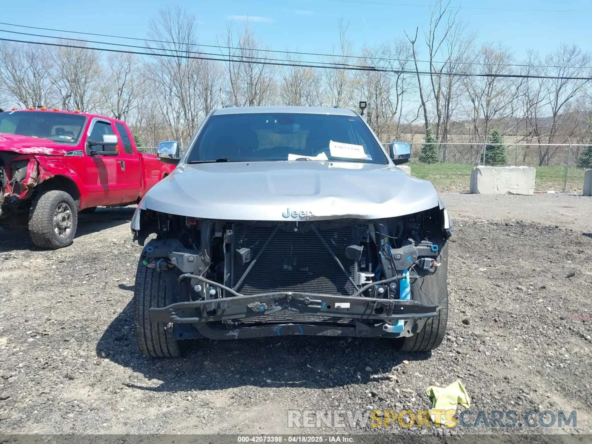 12 Photograph of a damaged car 1C4RJFBG0KC765731 JEEP GRAND CHEROKEE 2019