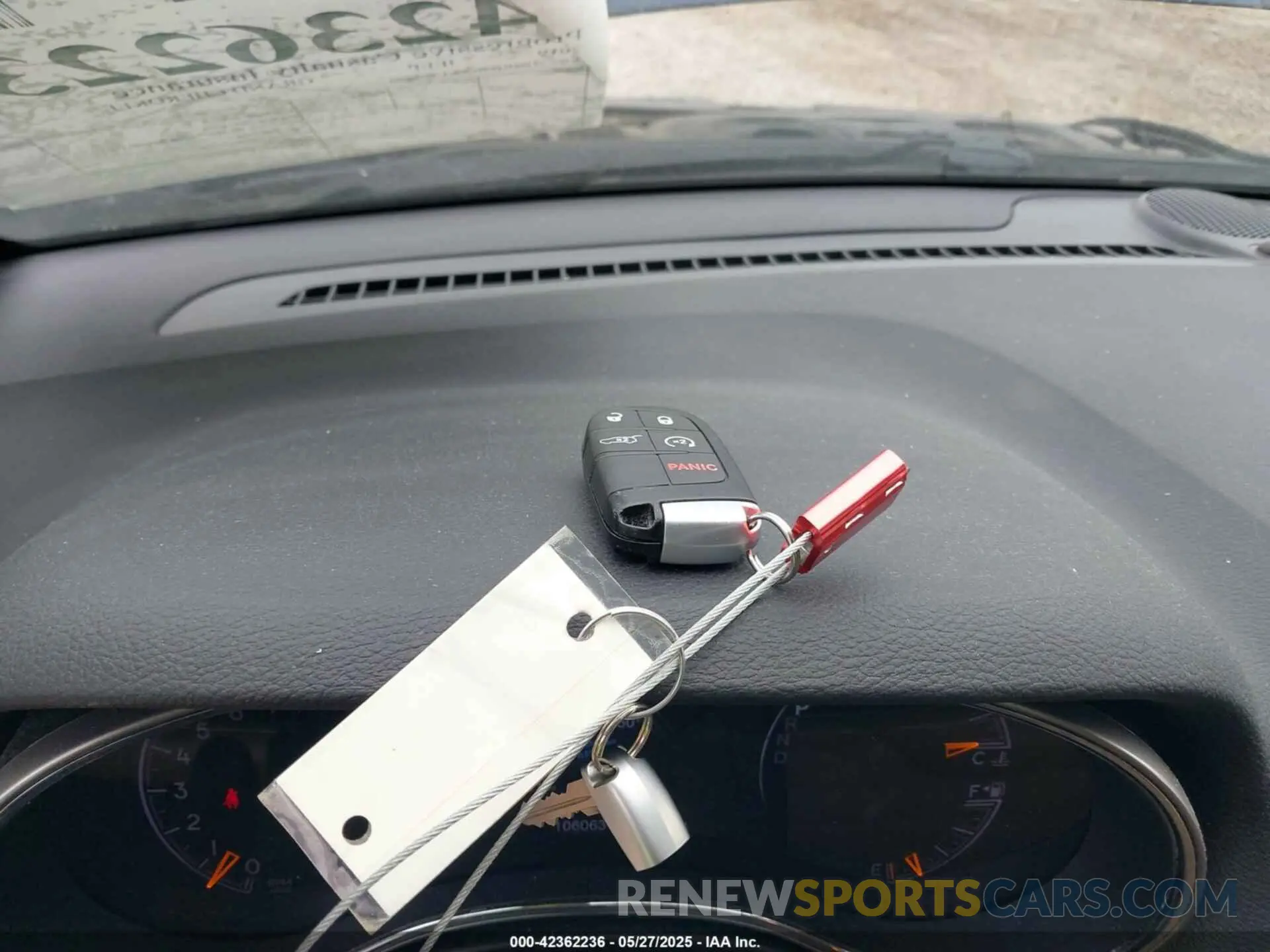 11 Фотография поврежденного автомобиля 1C4RJFBG0KC808660 JEEP GRAND CHEROKEE 2019