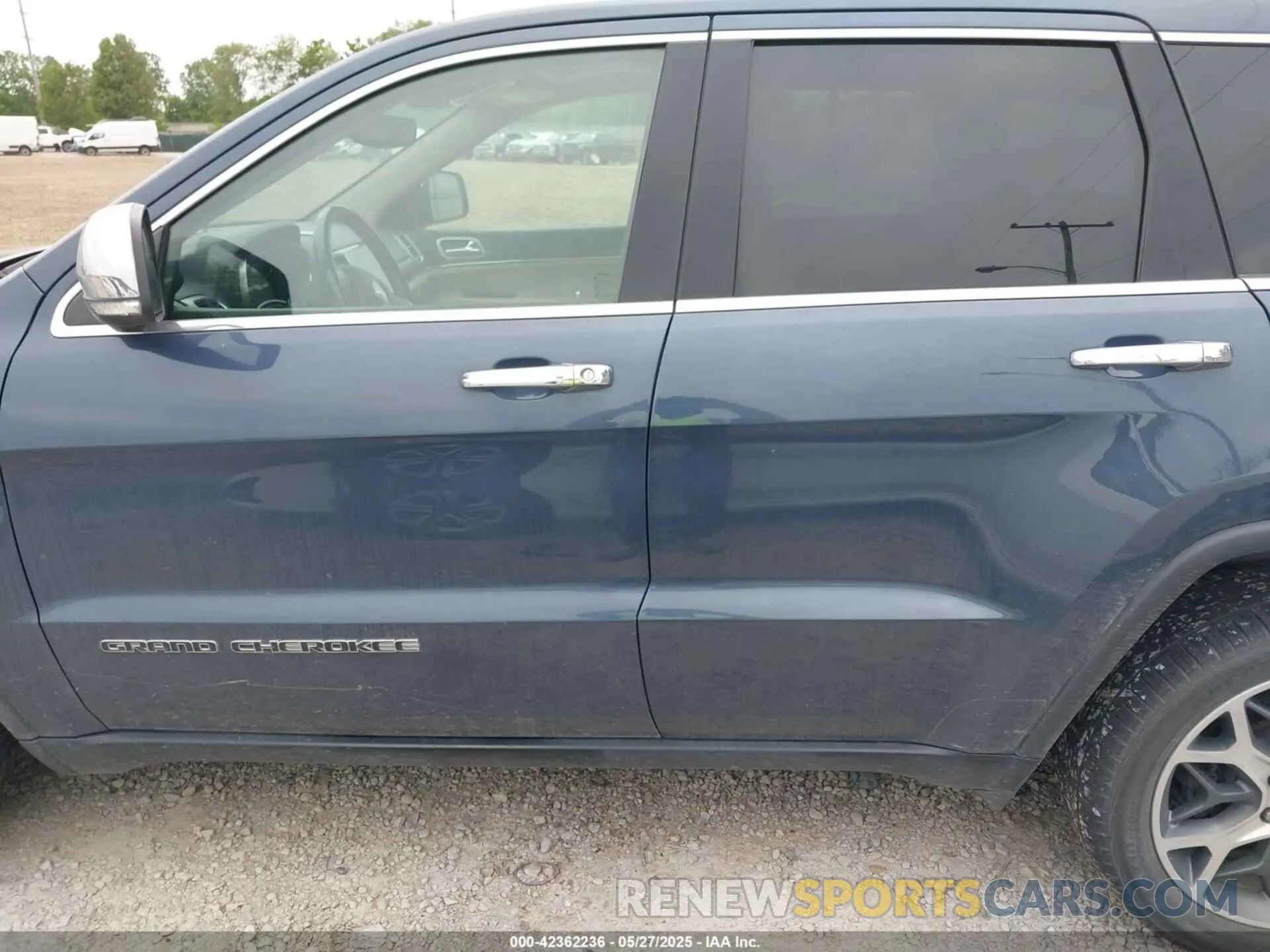 14 Фотография поврежденного автомобиля 1C4RJFBG0KC808660 JEEP GRAND CHEROKEE 2019