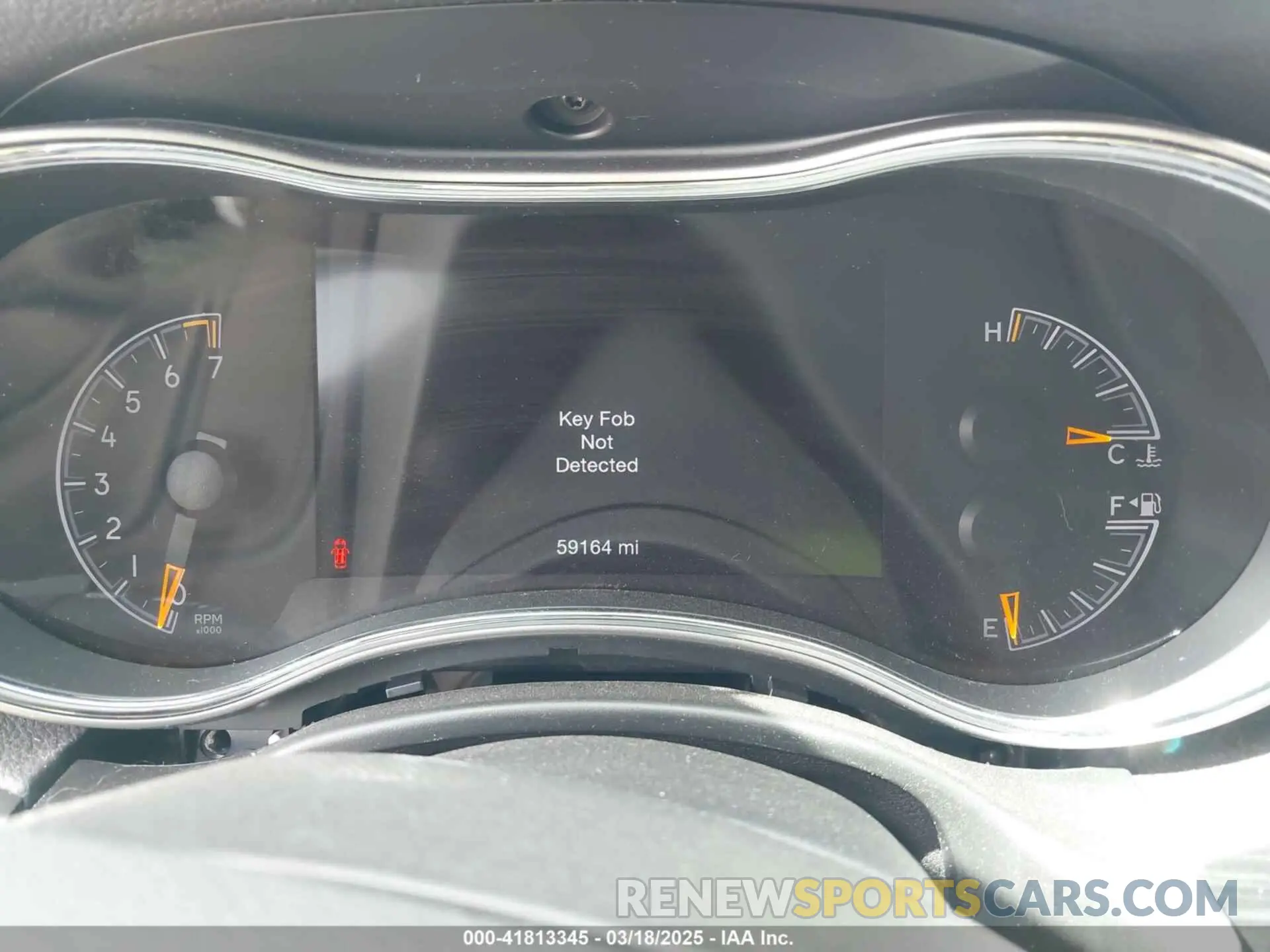7 Photograph of a damaged car 1C4RJFBG0KC842131 JEEP GRAND CHEROKEE 2019