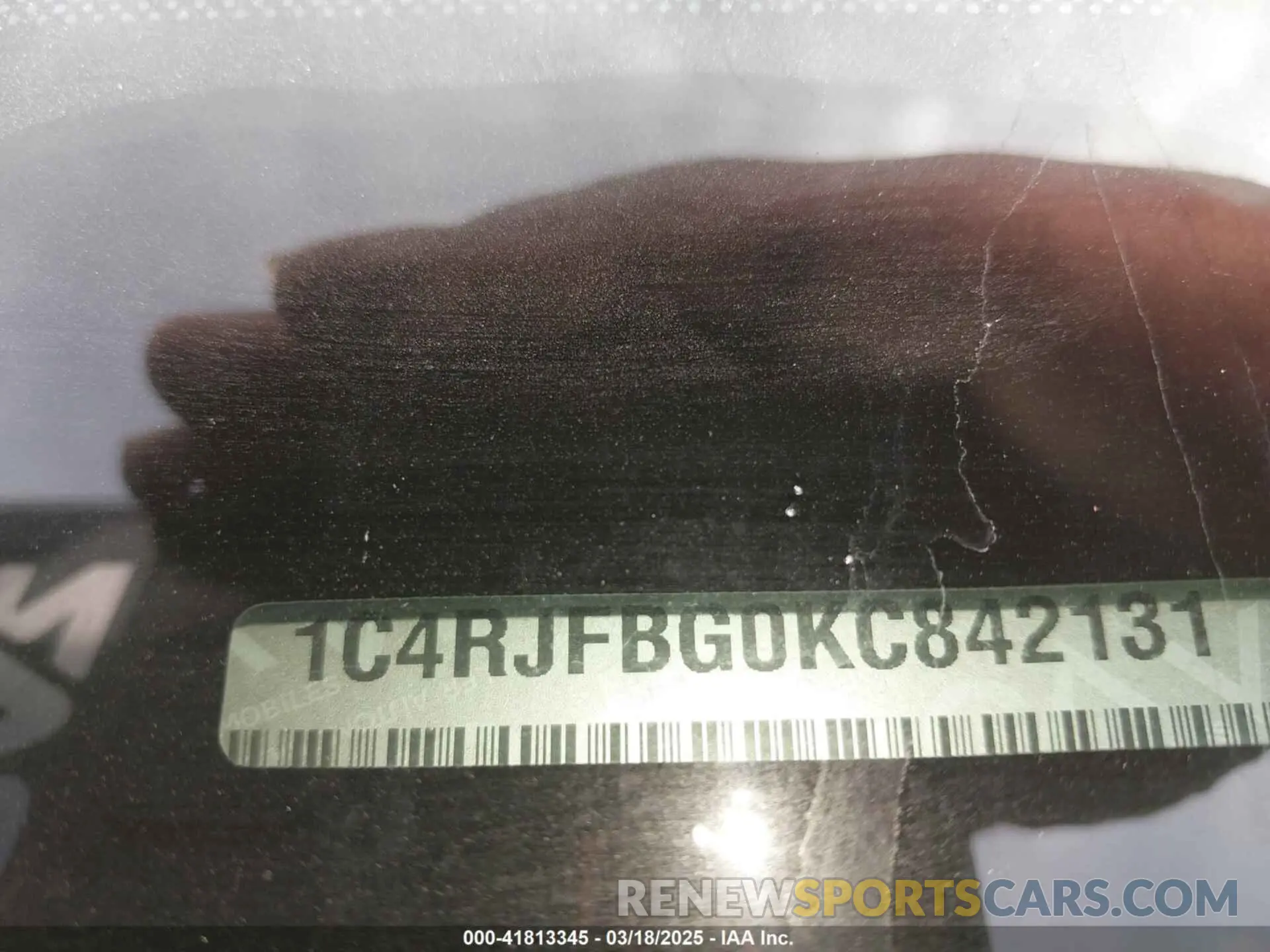 9 Photograph of a damaged car 1C4RJFBG0KC842131 JEEP GRAND CHEROKEE 2019