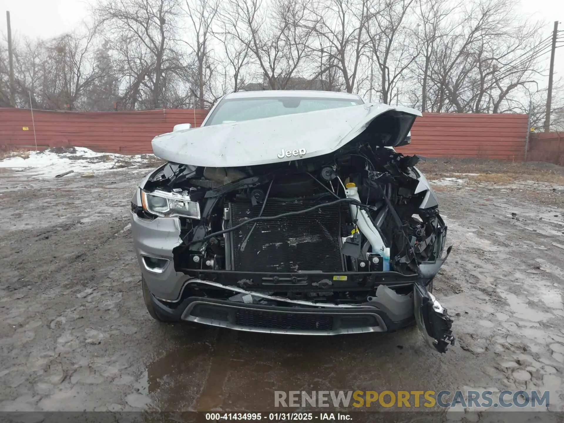 12 Photograph of a damaged car 1C4RJFBG1KC846835 JEEP GRAND CHEROKEE 2019