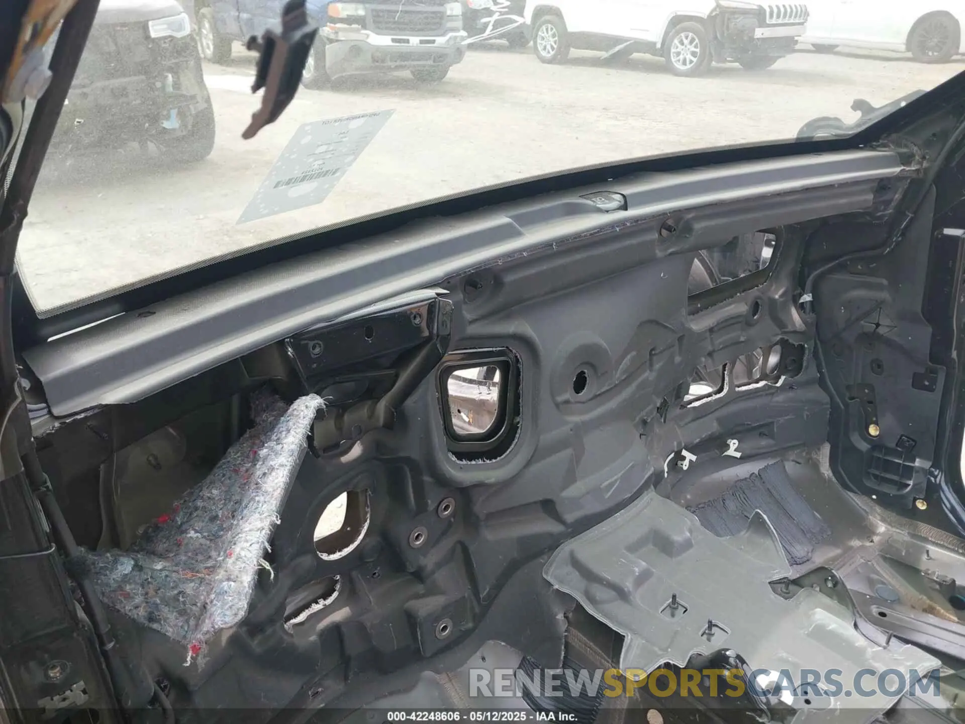 7 Фотография поврежденного автомобиля 1C4RJFBG2KC549542 JEEP GRAND CHEROKEE 2019