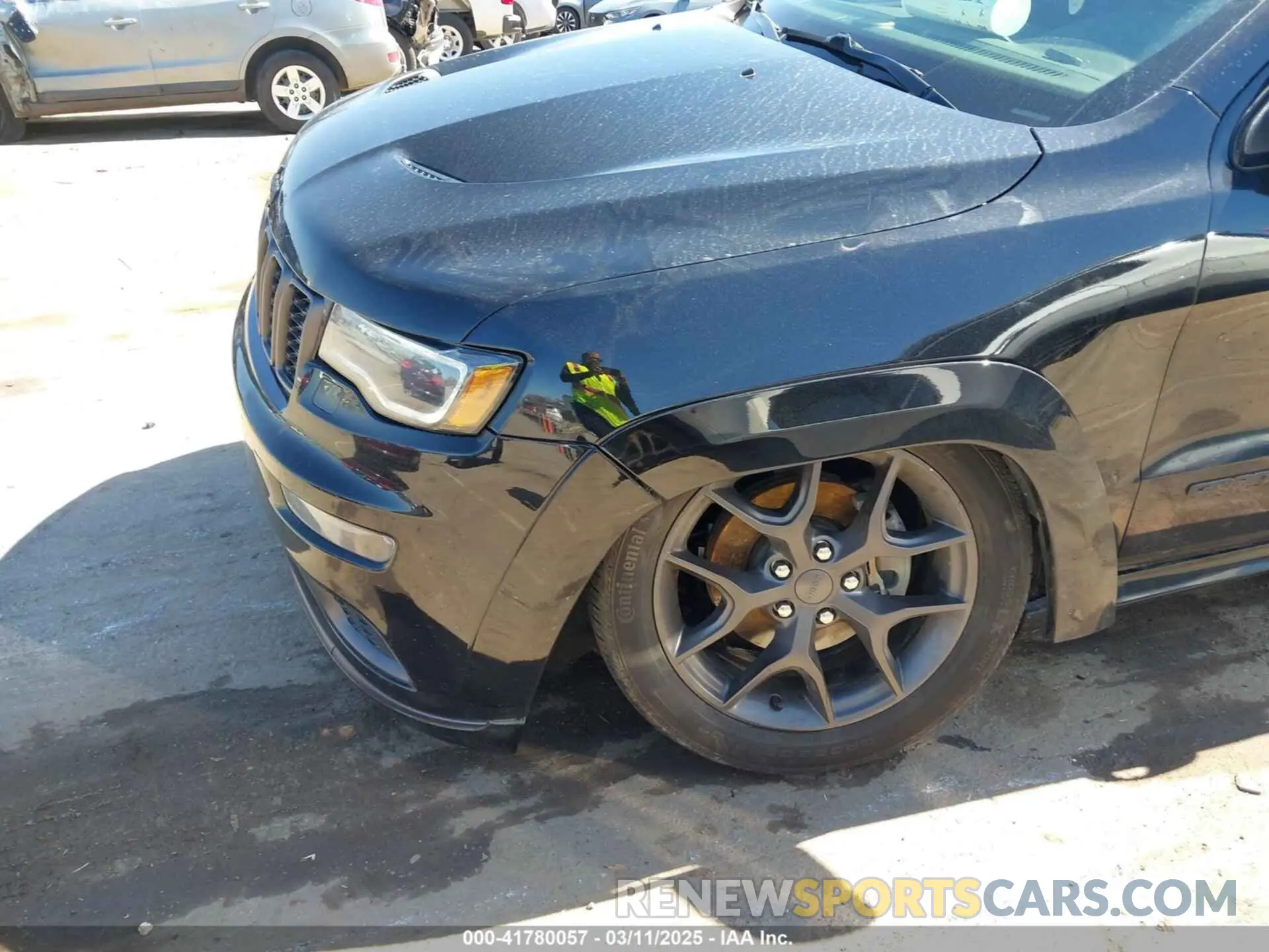 6 Photograph of a damaged car 1C4RJFBG2KC666974 JEEP GRAND CHEROKEE 2019