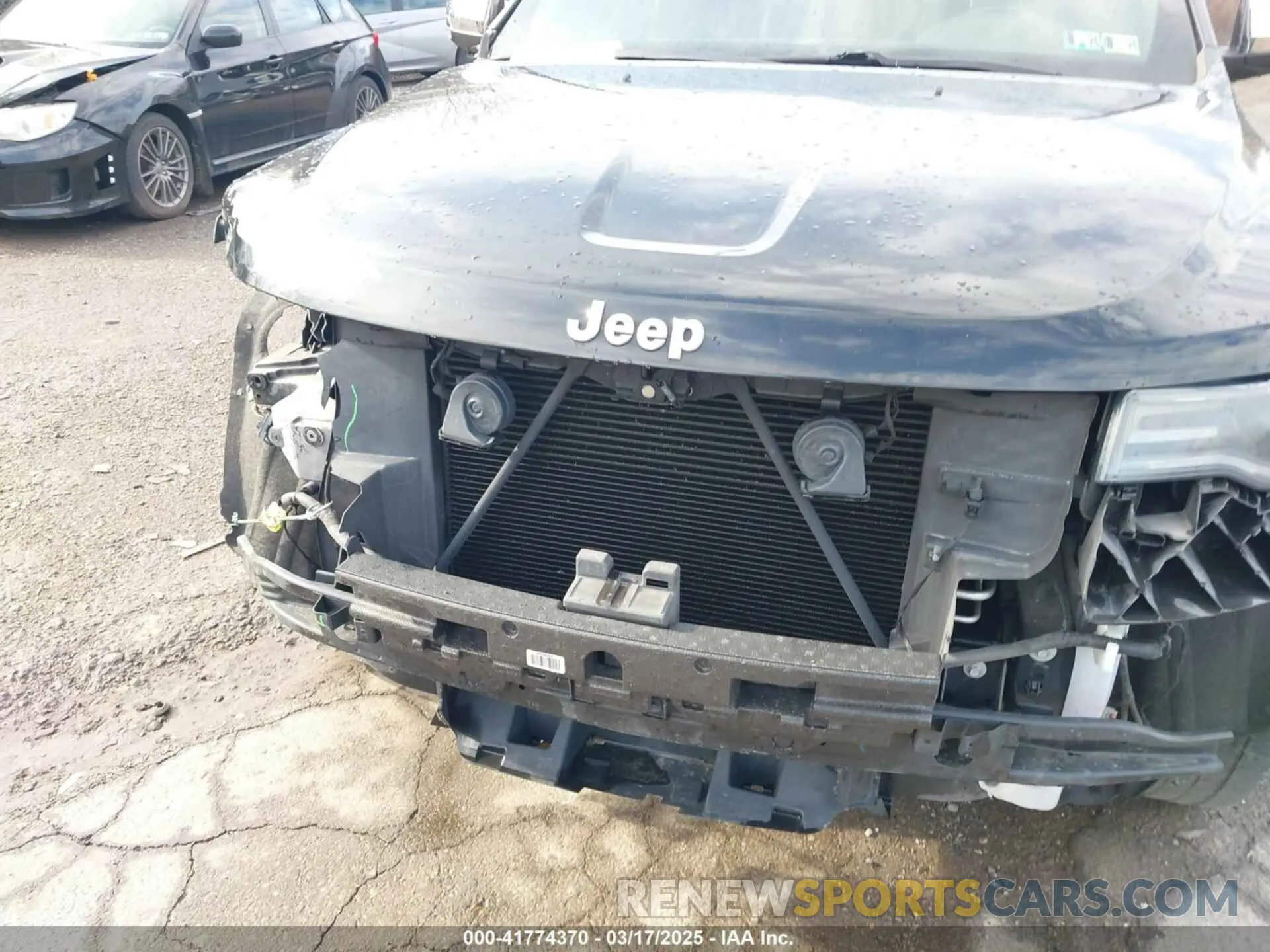 6 Photograph of a damaged car 1C4RJFBG2KC725358 JEEP GRAND CHEROKEE 2019