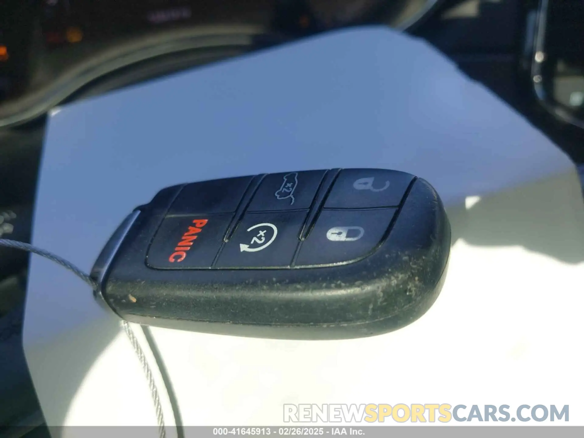 11 Фотография поврежденного автомобиля 1C4RJFBG3KC734697 JEEP GRAND CHEROKEE 2019