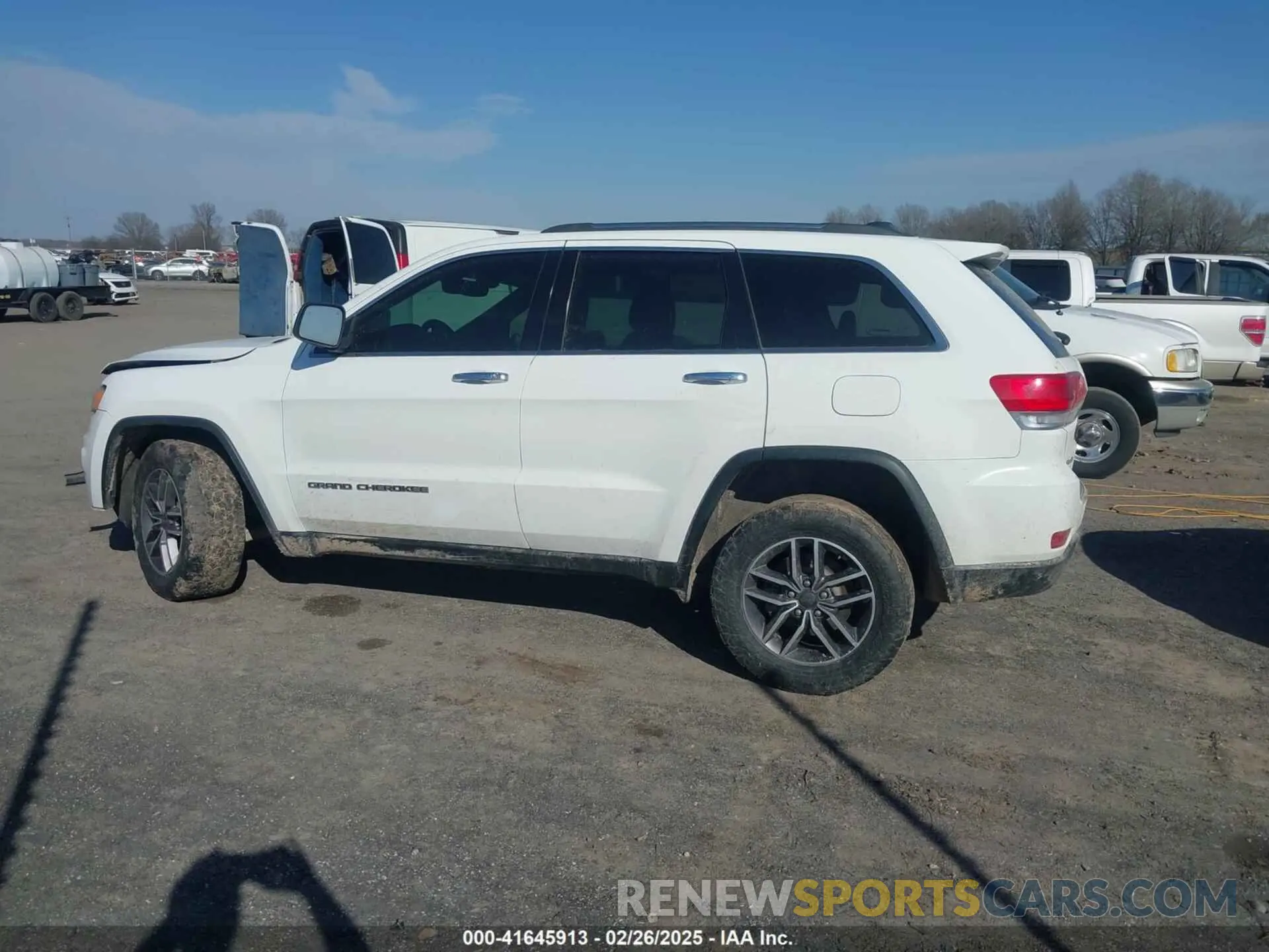 14 Фотография поврежденного автомобиля 1C4RJFBG3KC734697 JEEP GRAND CHEROKEE 2019