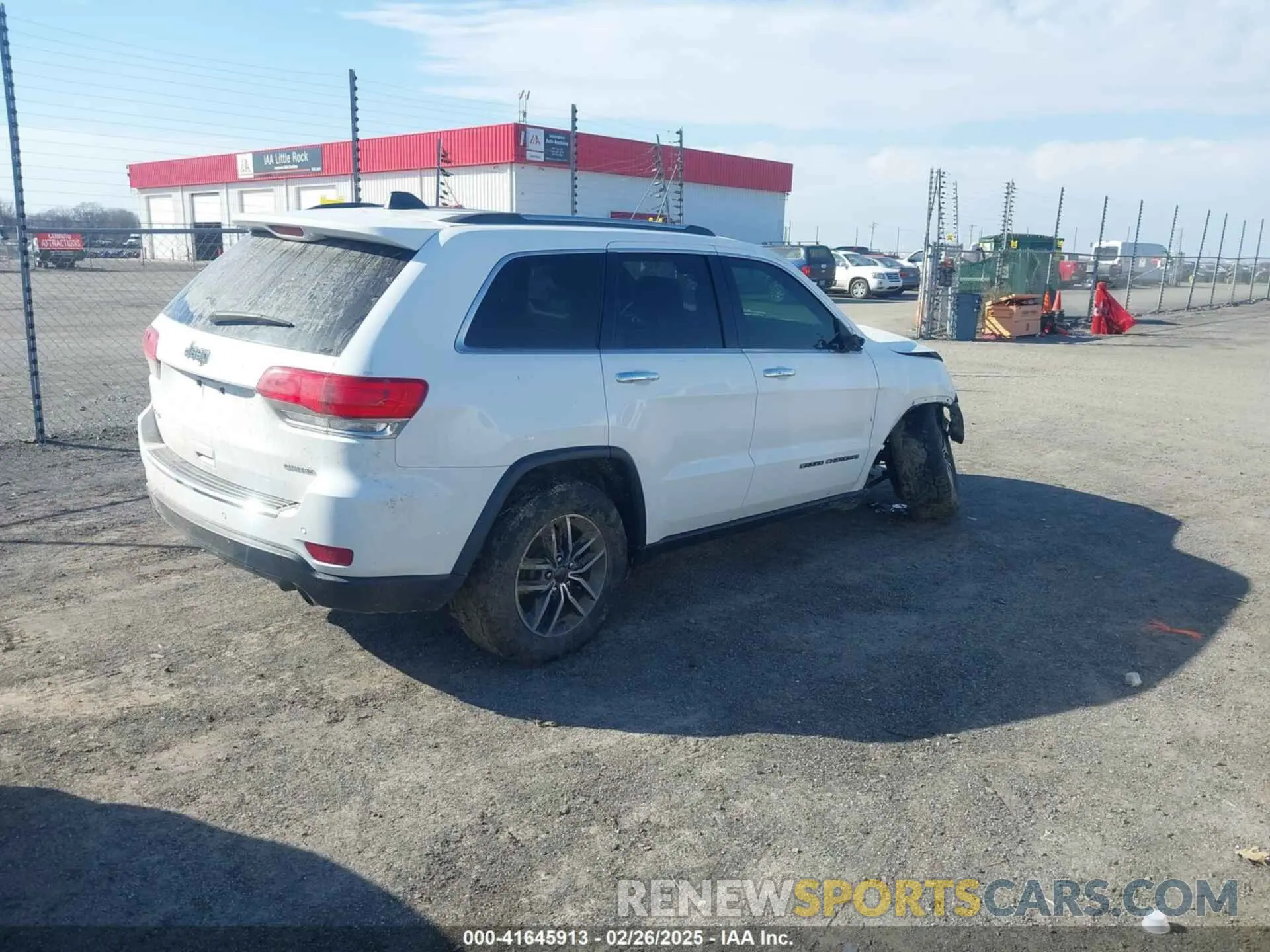 4 Фотография поврежденного автомобиля 1C4RJFBG3KC734697 JEEP GRAND CHEROKEE 2019