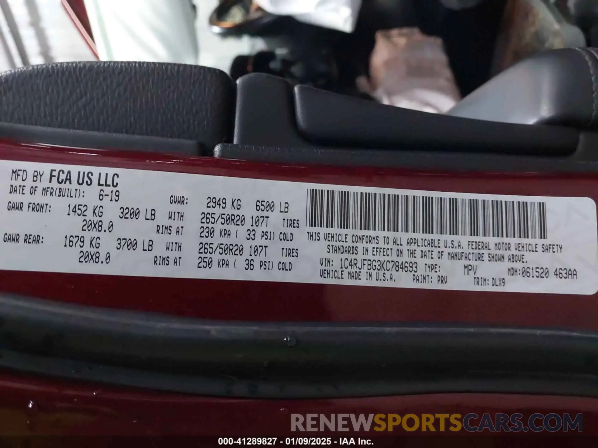 9 Photograph of a damaged car 1C4RJFBG3KC784693 JEEP GRAND CHEROKEE 2019