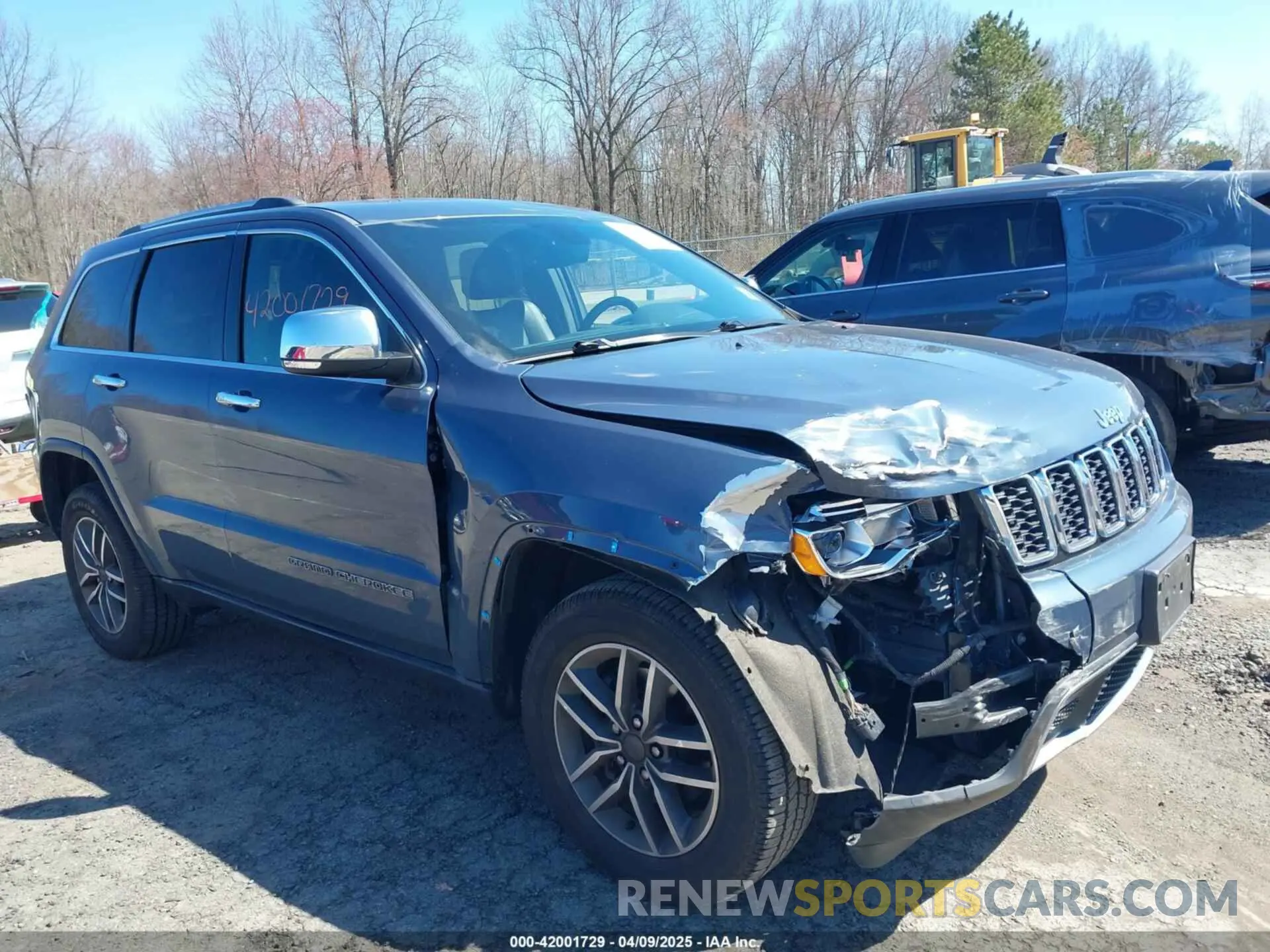 1 Фотография поврежденного автомобиля 1C4RJFBG4KC683694 JEEP GRAND CHEROKEE 2019