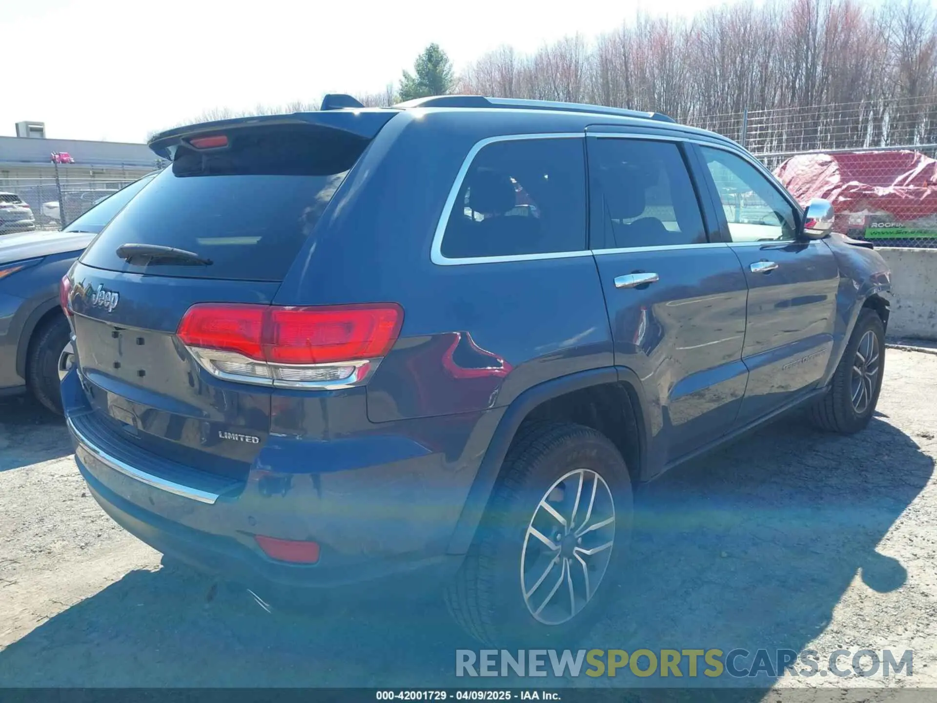 4 Фотография поврежденного автомобиля 1C4RJFBG4KC683694 JEEP GRAND CHEROKEE 2019