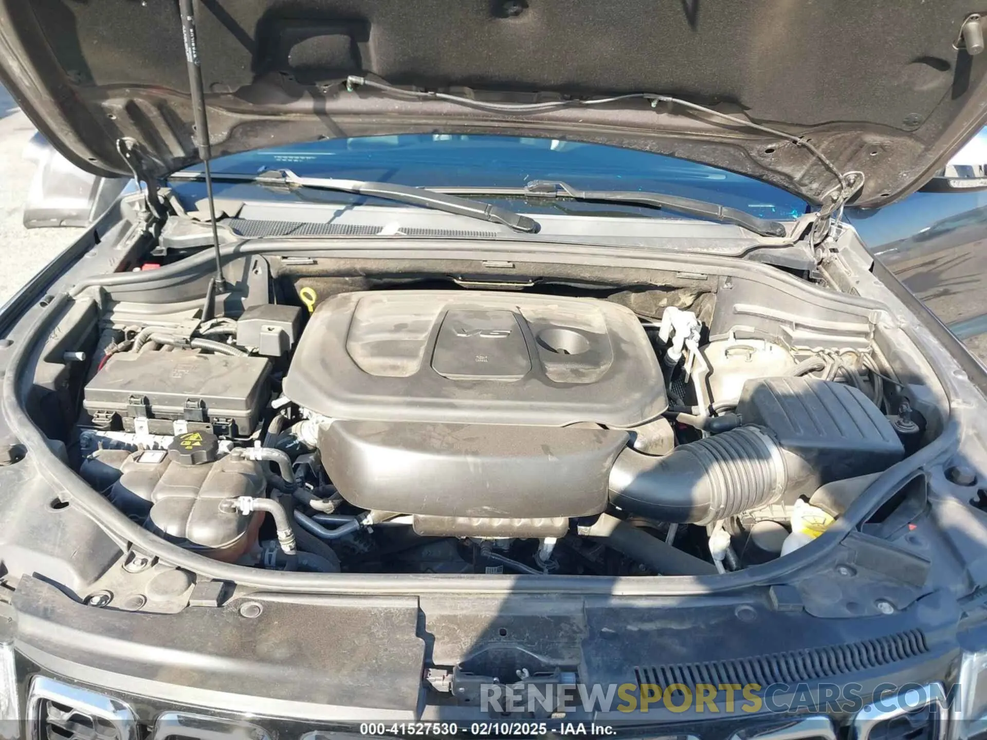 10 Фотография поврежденного автомобиля 1C4RJFBG4KC723871 JEEP GRAND CHEROKEE 2019