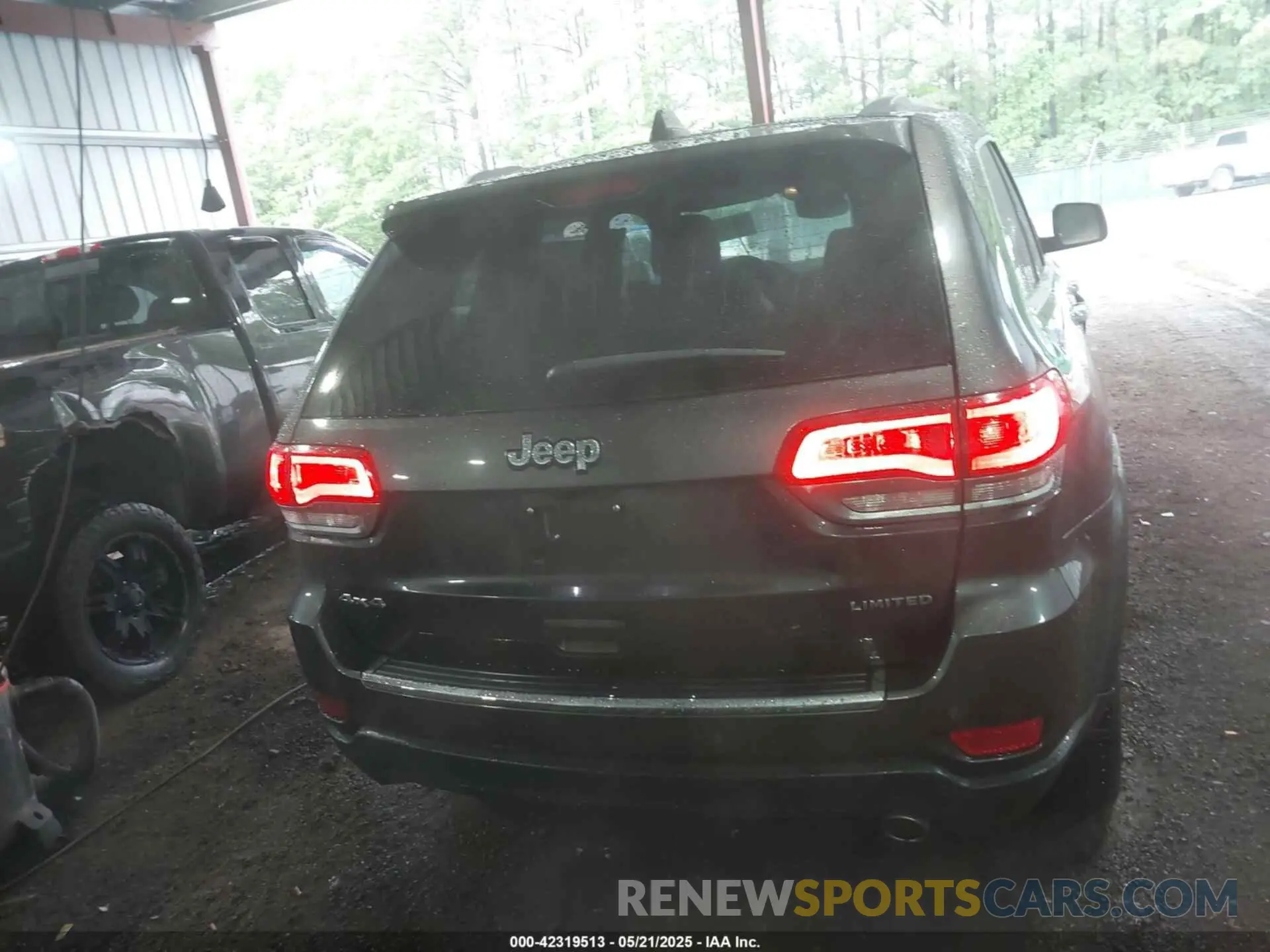 16 Фотография поврежденного автомобиля 1C4RJFBG4KC794102 JEEP GRAND CHEROKEE 2019