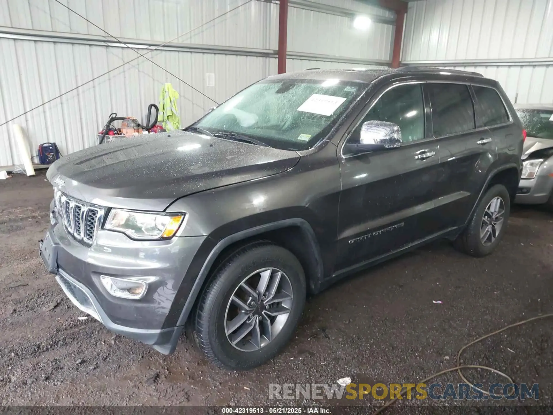 2 Фотография поврежденного автомобиля 1C4RJFBG4KC794102 JEEP GRAND CHEROKEE 2019
