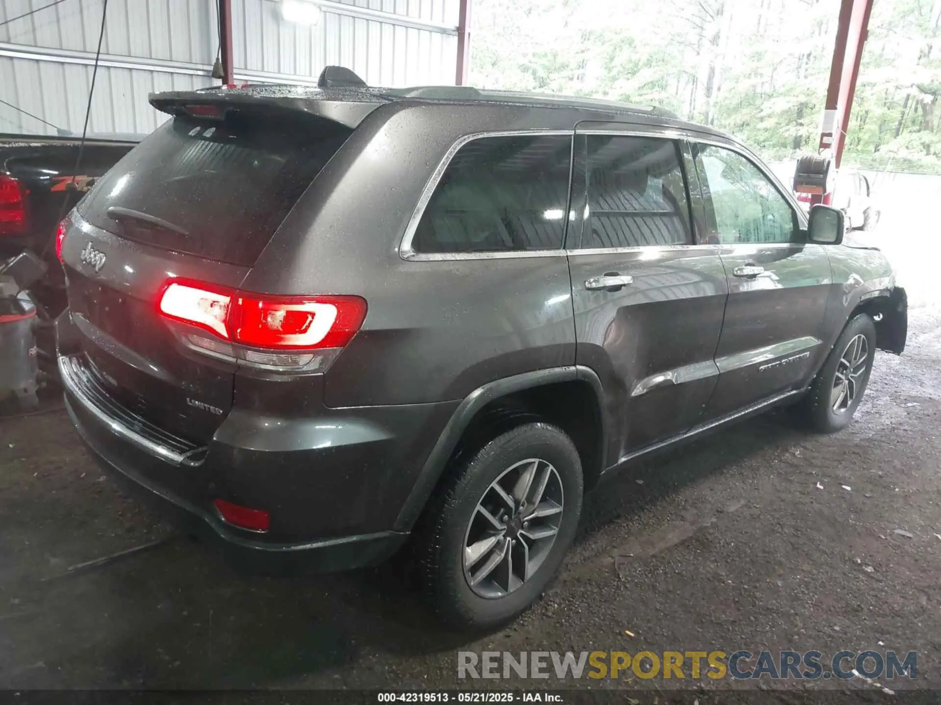 4 Фотография поврежденного автомобиля 1C4RJFBG4KC794102 JEEP GRAND CHEROKEE 2019