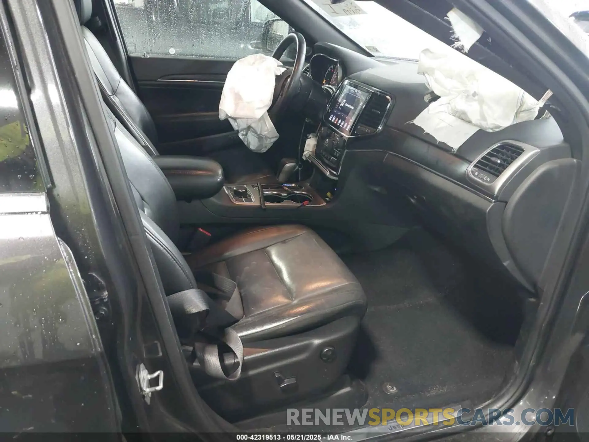 5 Фотография поврежденного автомобиля 1C4RJFBG4KC794102 JEEP GRAND CHEROKEE 2019