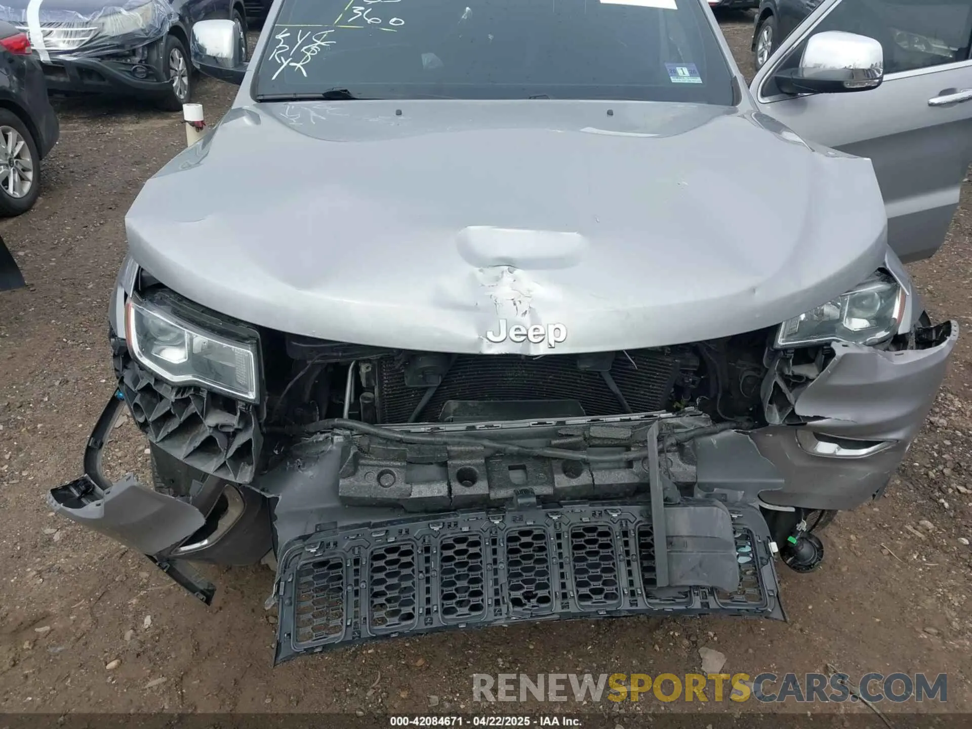 6 Photograph of a damaged car 1C4RJFBG5KC638067 JEEP GRAND CHEROKEE 2019