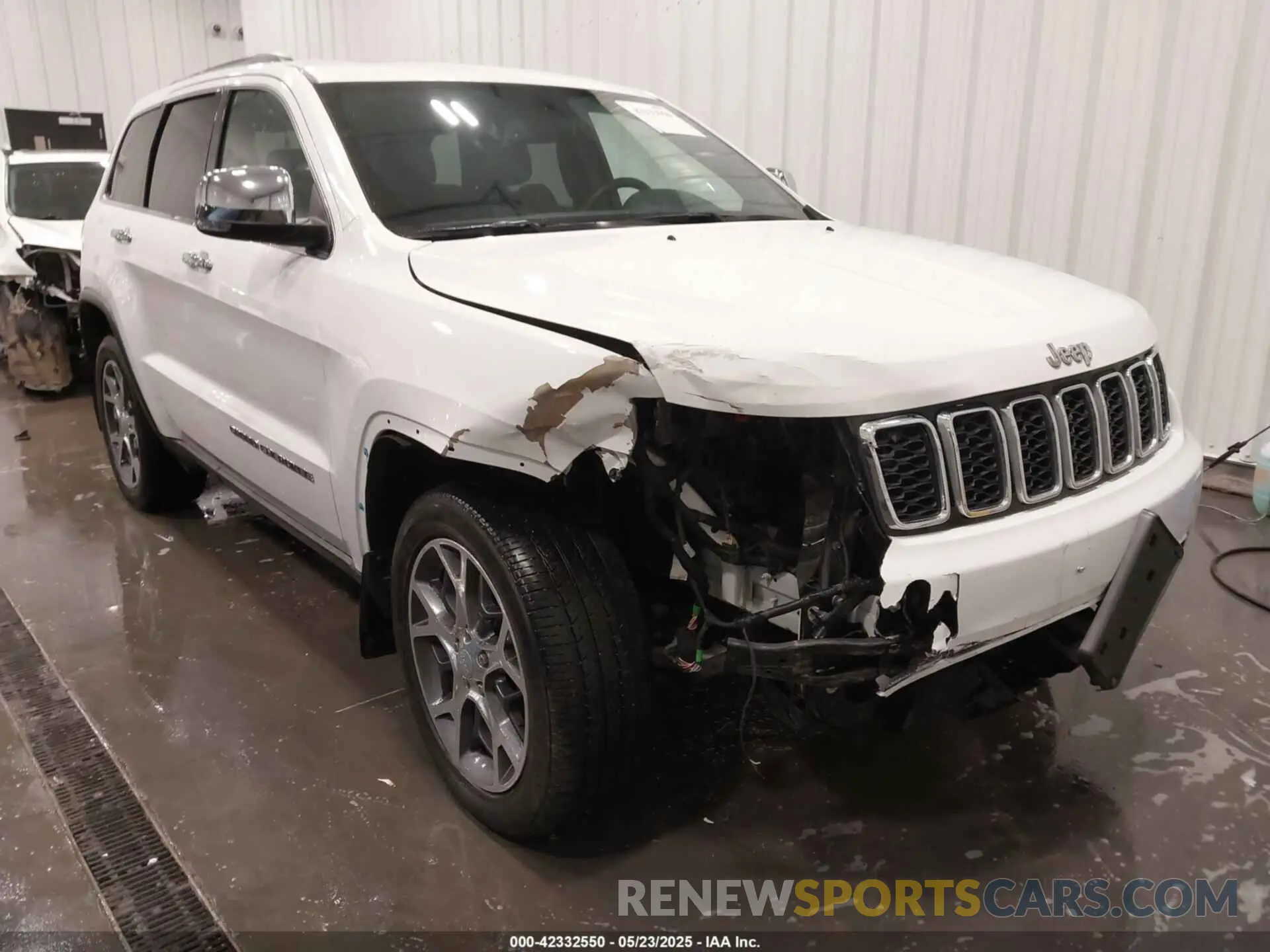6 Photograph of a damaged car 1C4RJFBG6KC531688 JEEP GRAND CHEROKEE 2019