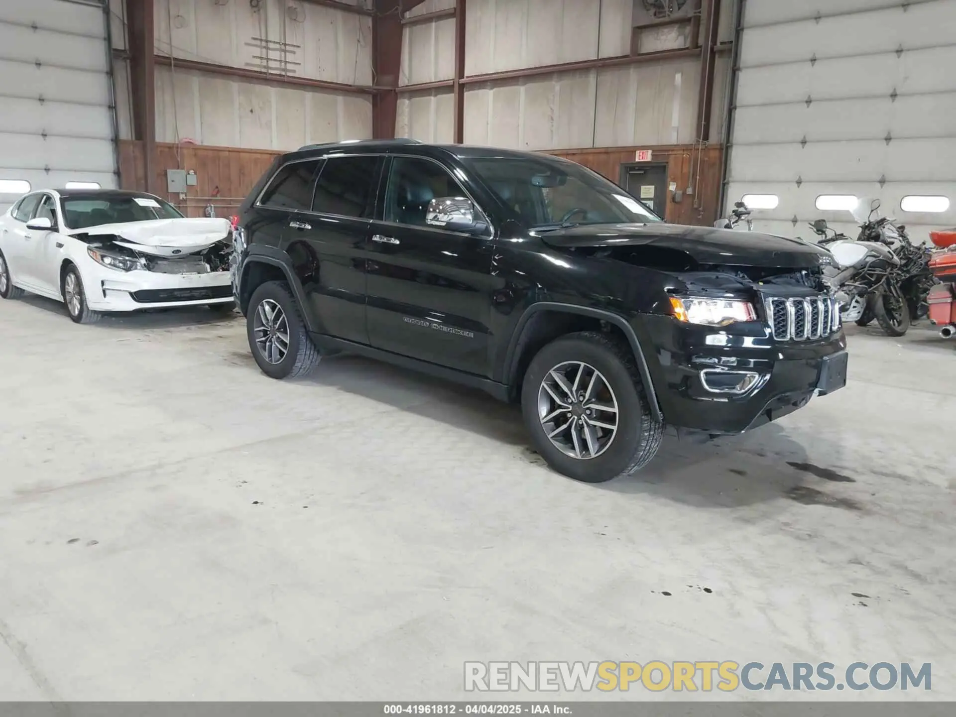 1 Фотография поврежденного автомобиля 1C4RJFBG6KC532016 JEEP GRAND CHEROKEE 2019
