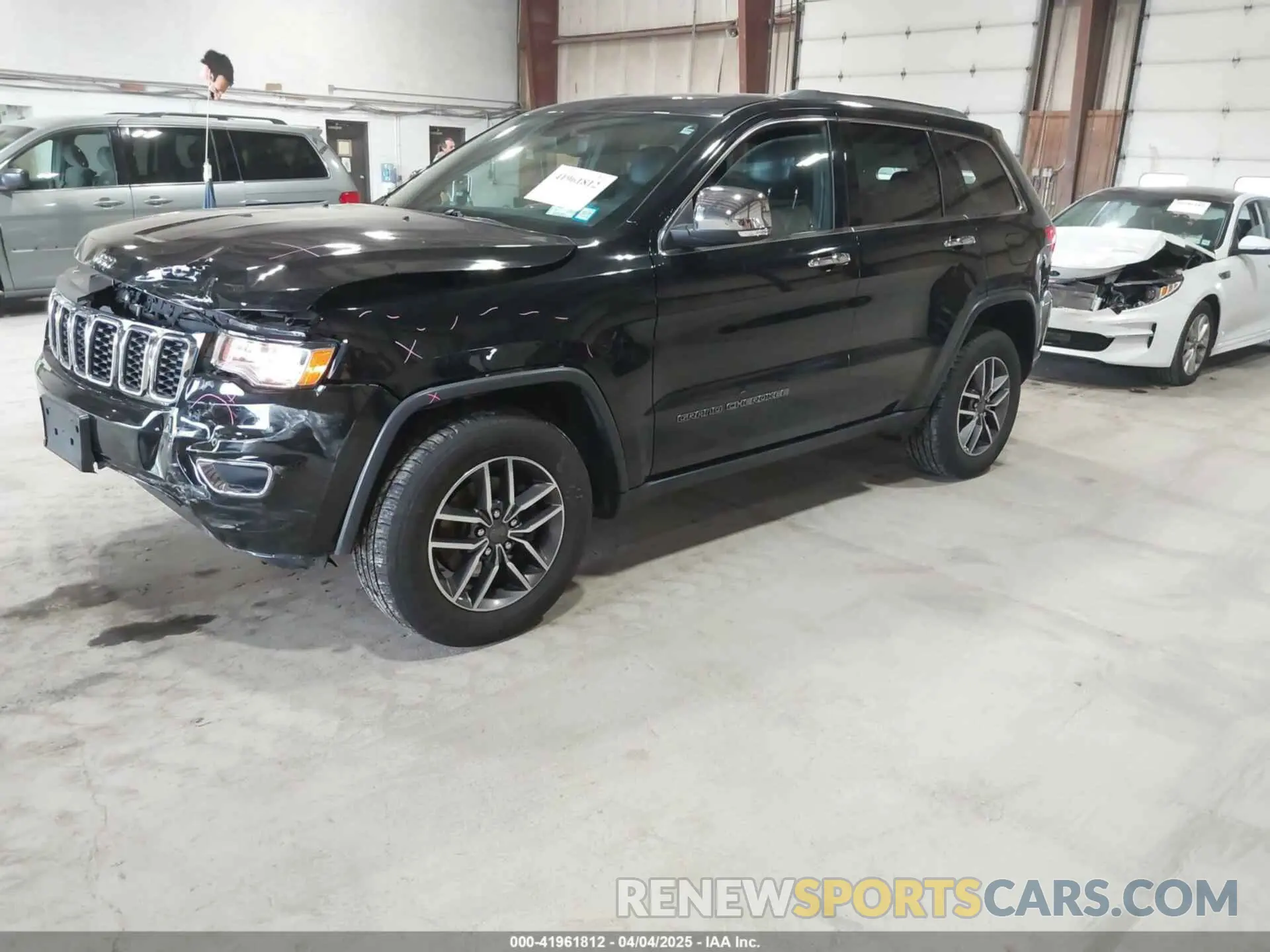 2 Фотография поврежденного автомобиля 1C4RJFBG6KC532016 JEEP GRAND CHEROKEE 2019