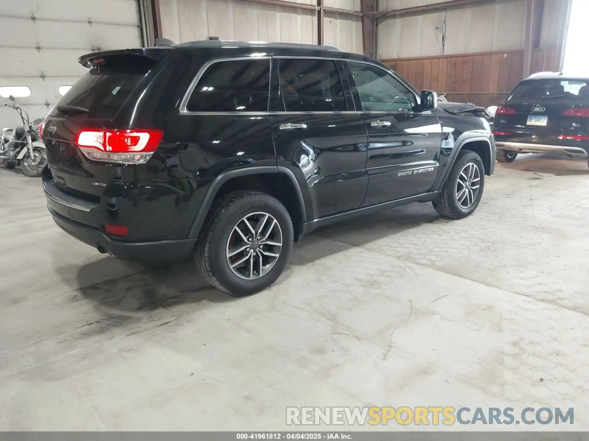 4 Фотография поврежденного автомобиля 1C4RJFBG6KC532016 JEEP GRAND CHEROKEE 2019