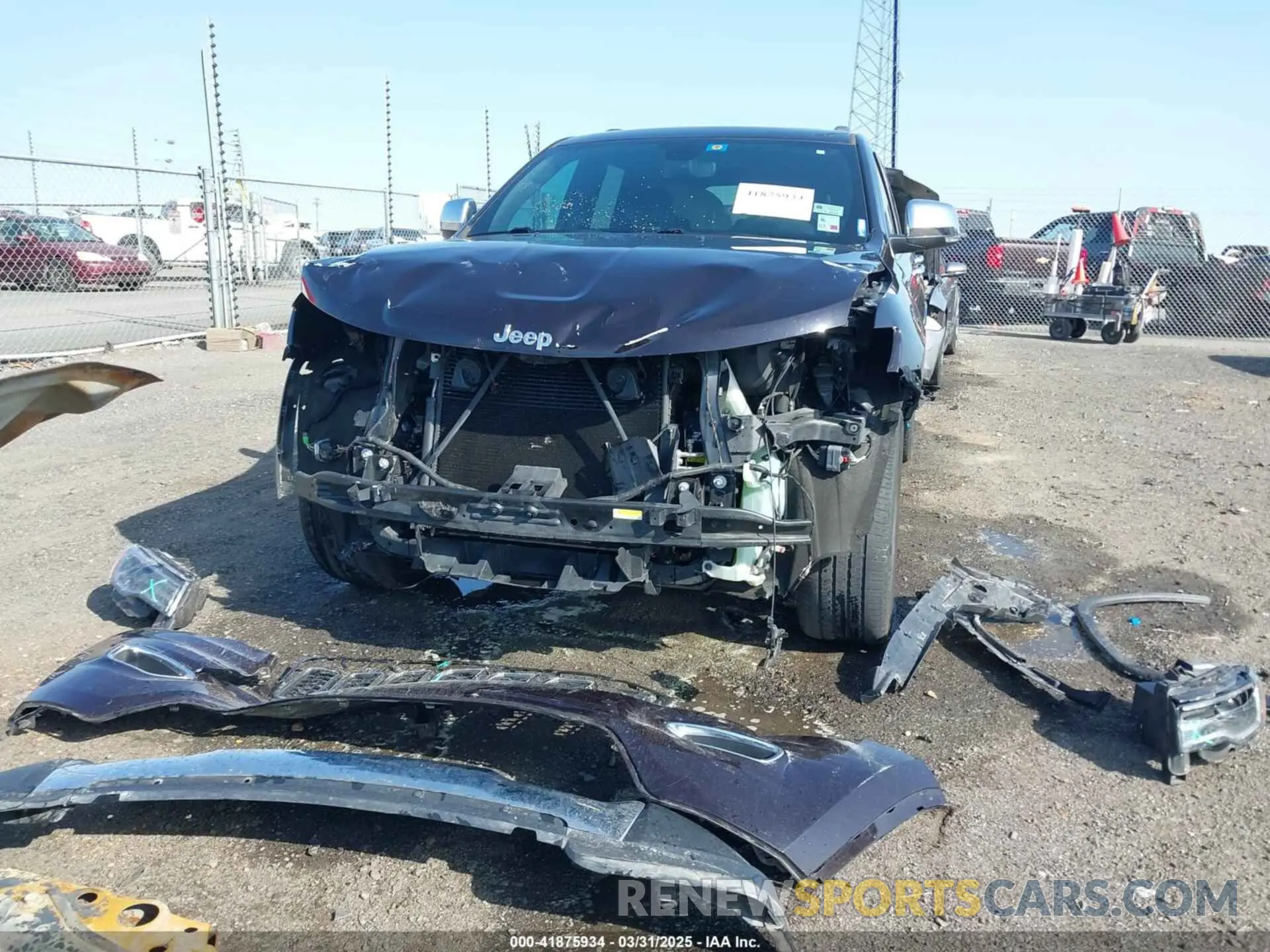 12 Photograph of a damaged car 1C4RJFBG7KC553957 JEEP GRAND CHEROKEE 2019
