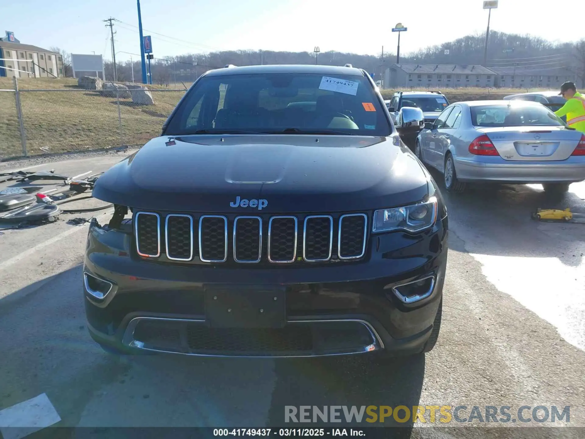 13 Photograph of a damaged car 1C4RJFBG7KC640158 JEEP GRAND CHEROKEE 2019