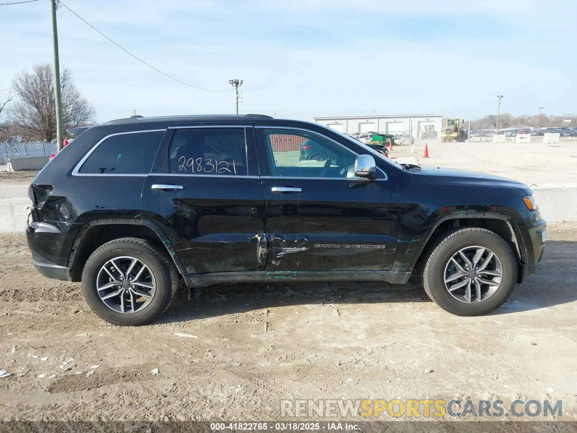 14 Фотография поврежденного автомобиля 1C4RJFBG7KC782834 JEEP GRAND CHEROKEE 2019
