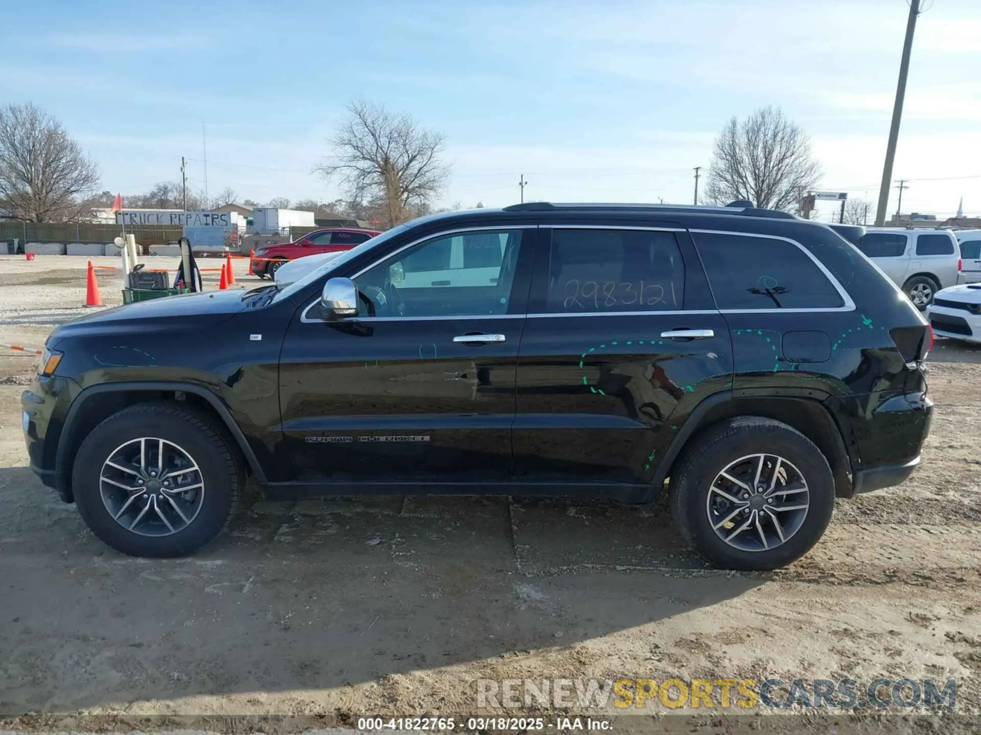15 Фотография поврежденного автомобиля 1C4RJFBG7KC782834 JEEP GRAND CHEROKEE 2019