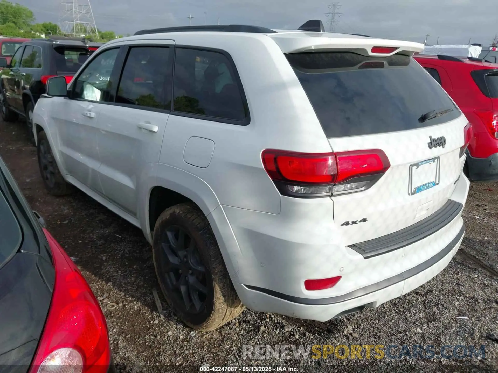3 Photograph of a damaged car 1C4RJFBG8KC539498 JEEP GRAND CHEROKEE 2019