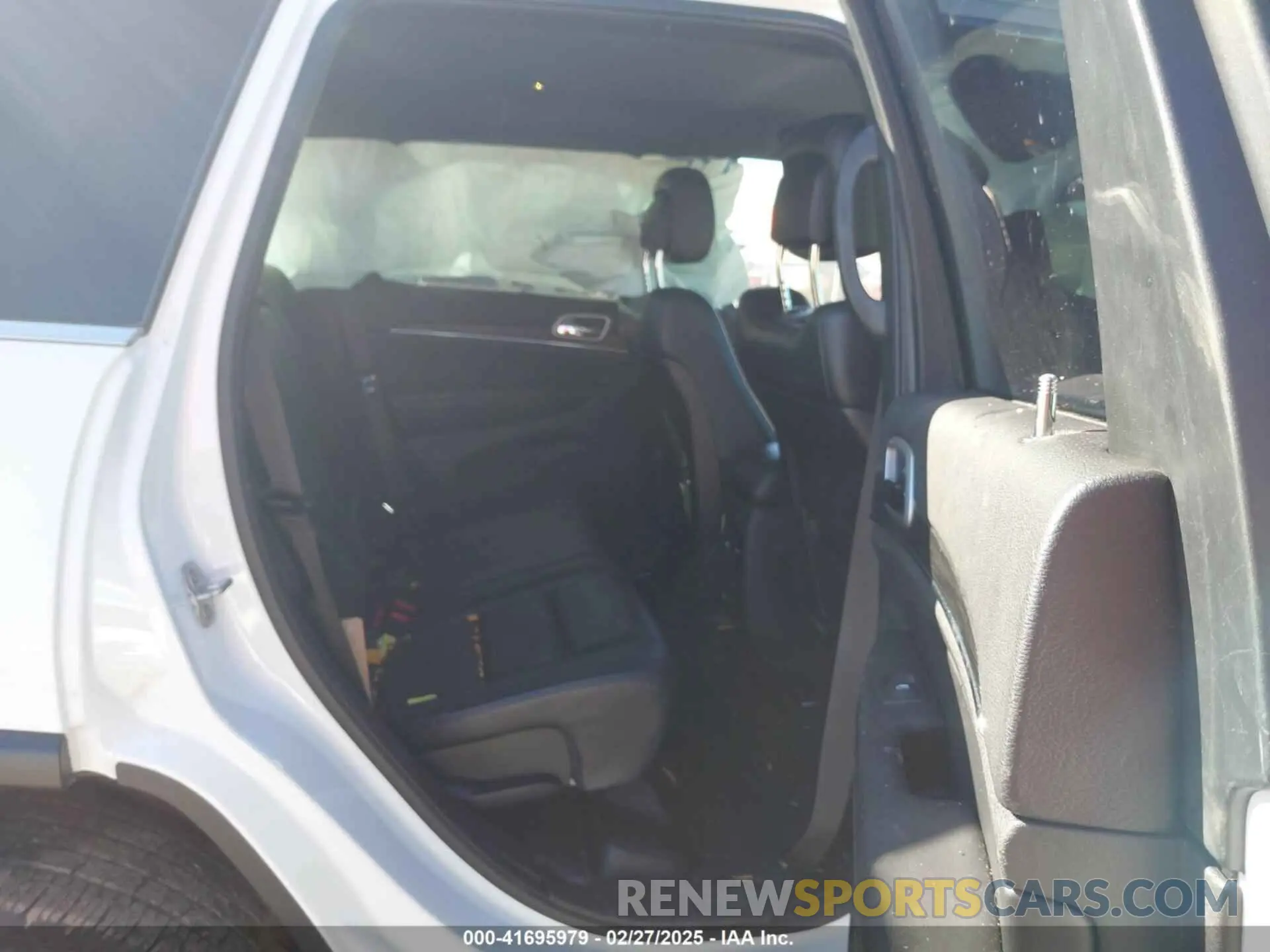 8 Фотография поврежденного автомобиля 1C4RJFBG8KC784527 JEEP GRAND CHEROKEE 2019