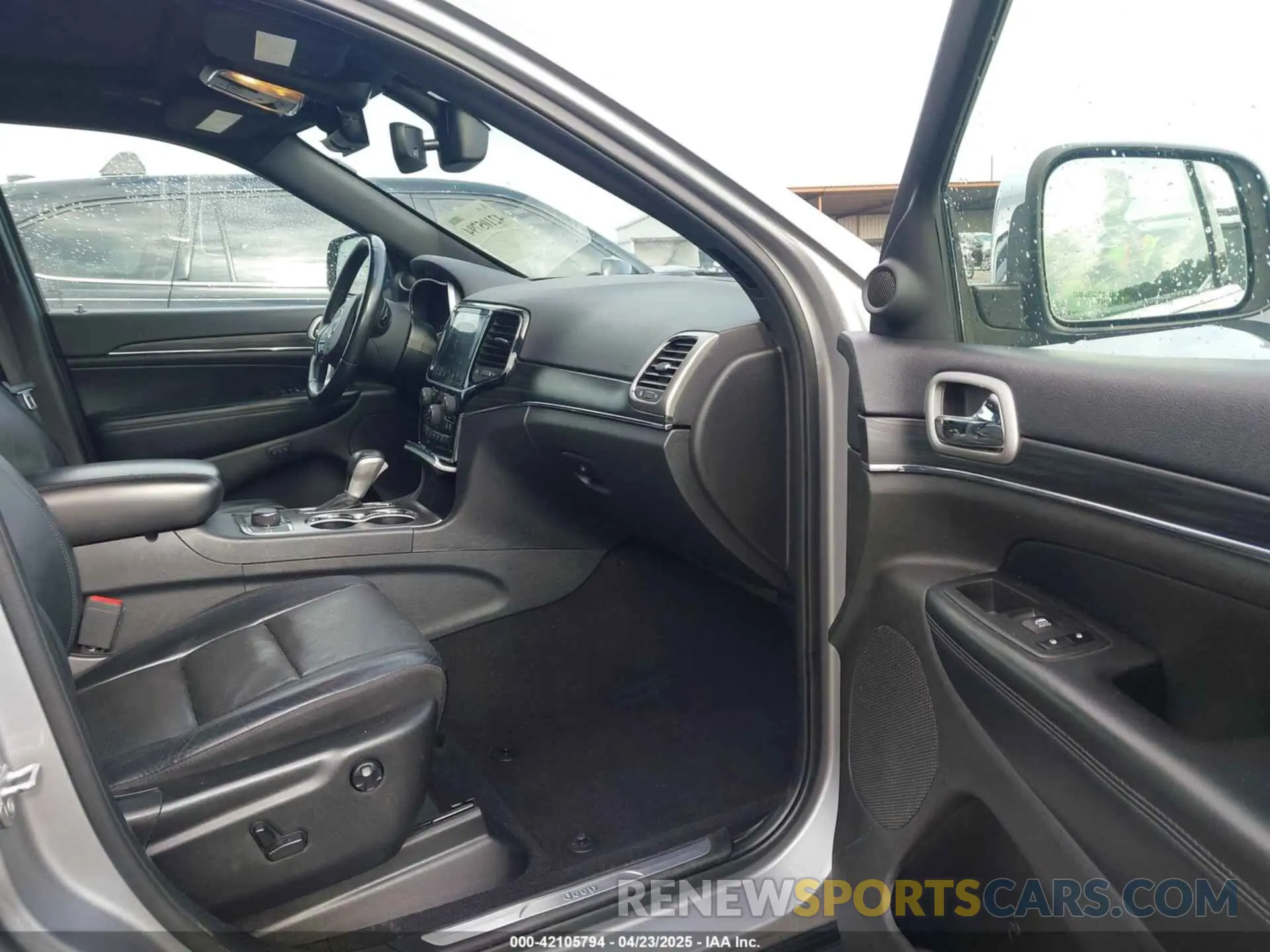 5 Фотография поврежденного автомобиля 1C4RJFBG8KC799478 JEEP GRAND CHEROKEE 2019