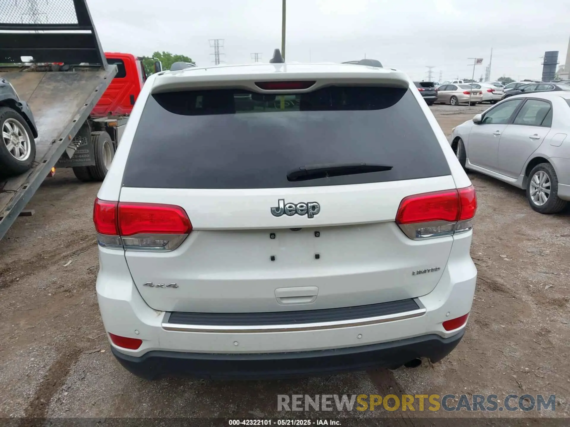 16 Photograph of a damaged car 1C4RJFBG9KC746031 JEEP GRAND CHEROKEE 2019