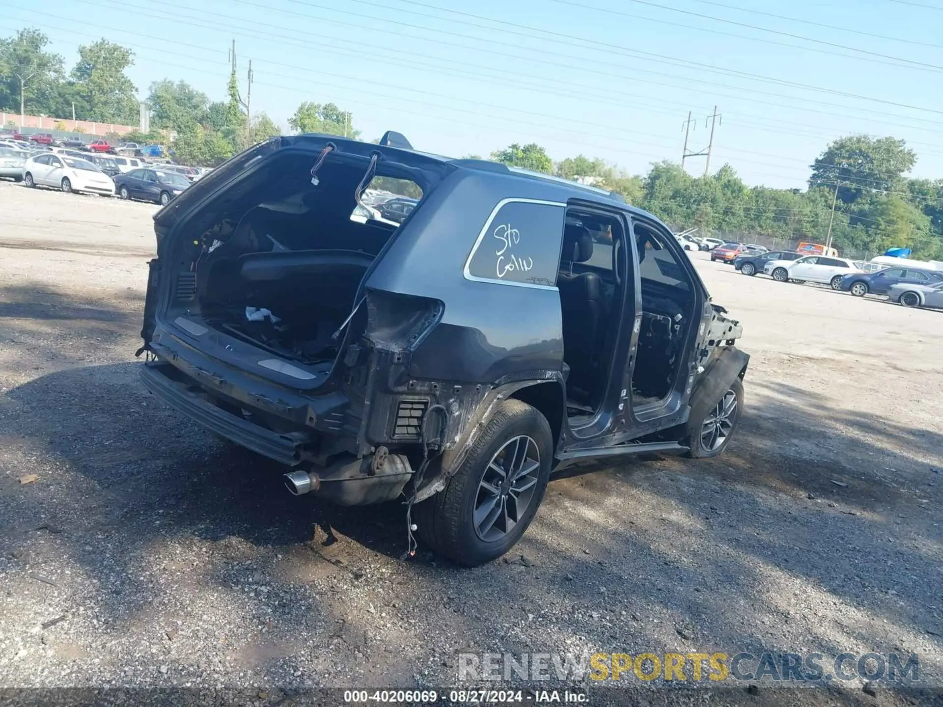 4 Photograph of a damaged car 1C4RJFBG9KC760446 JEEP GRAND CHEROKEE 2019