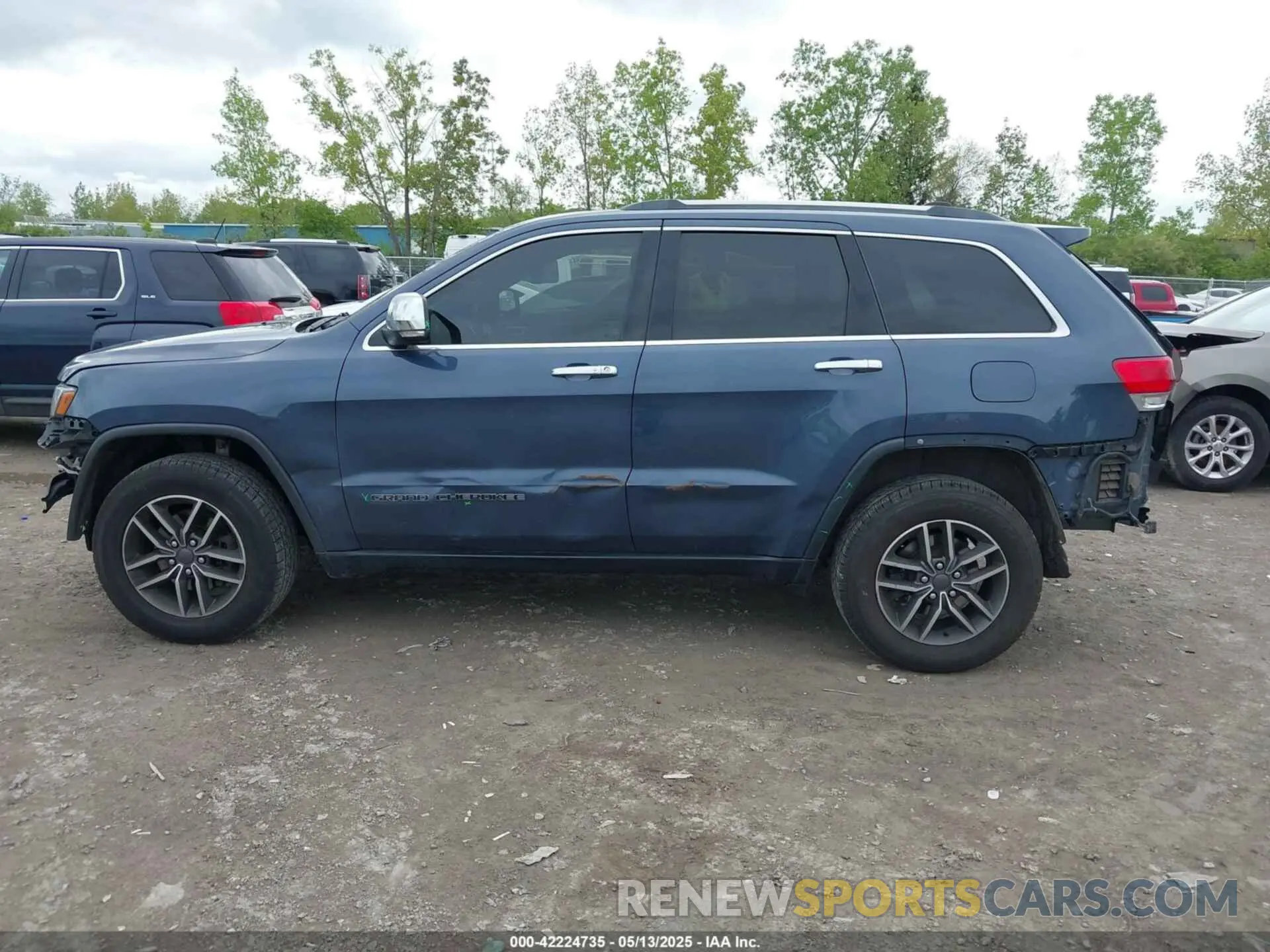 15 Photograph of a damaged car 1C4RJFBG9KC799523 JEEP GRAND CHEROKEE 2019