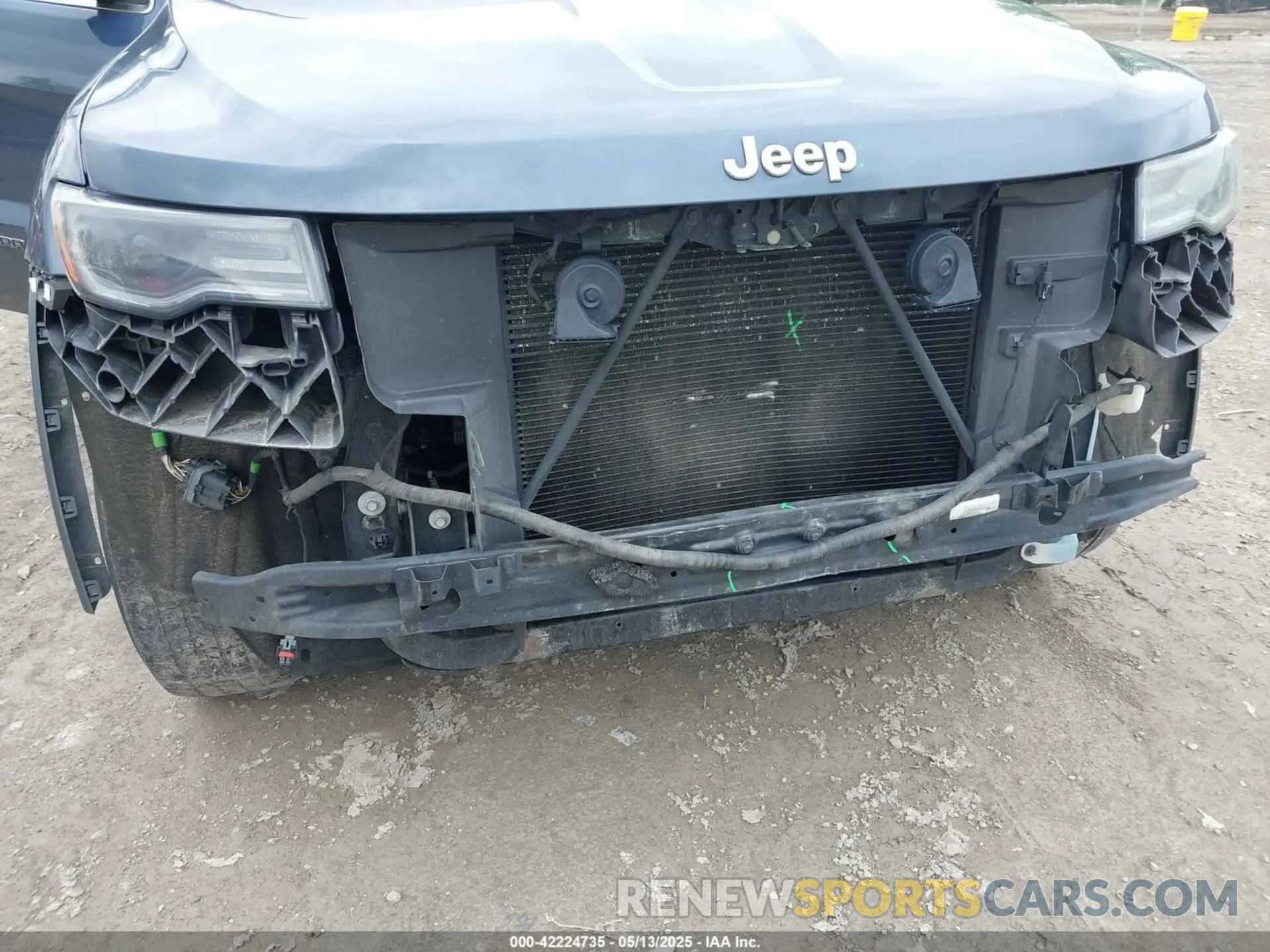 6 Photograph of a damaged car 1C4RJFBG9KC799523 JEEP GRAND CHEROKEE 2019