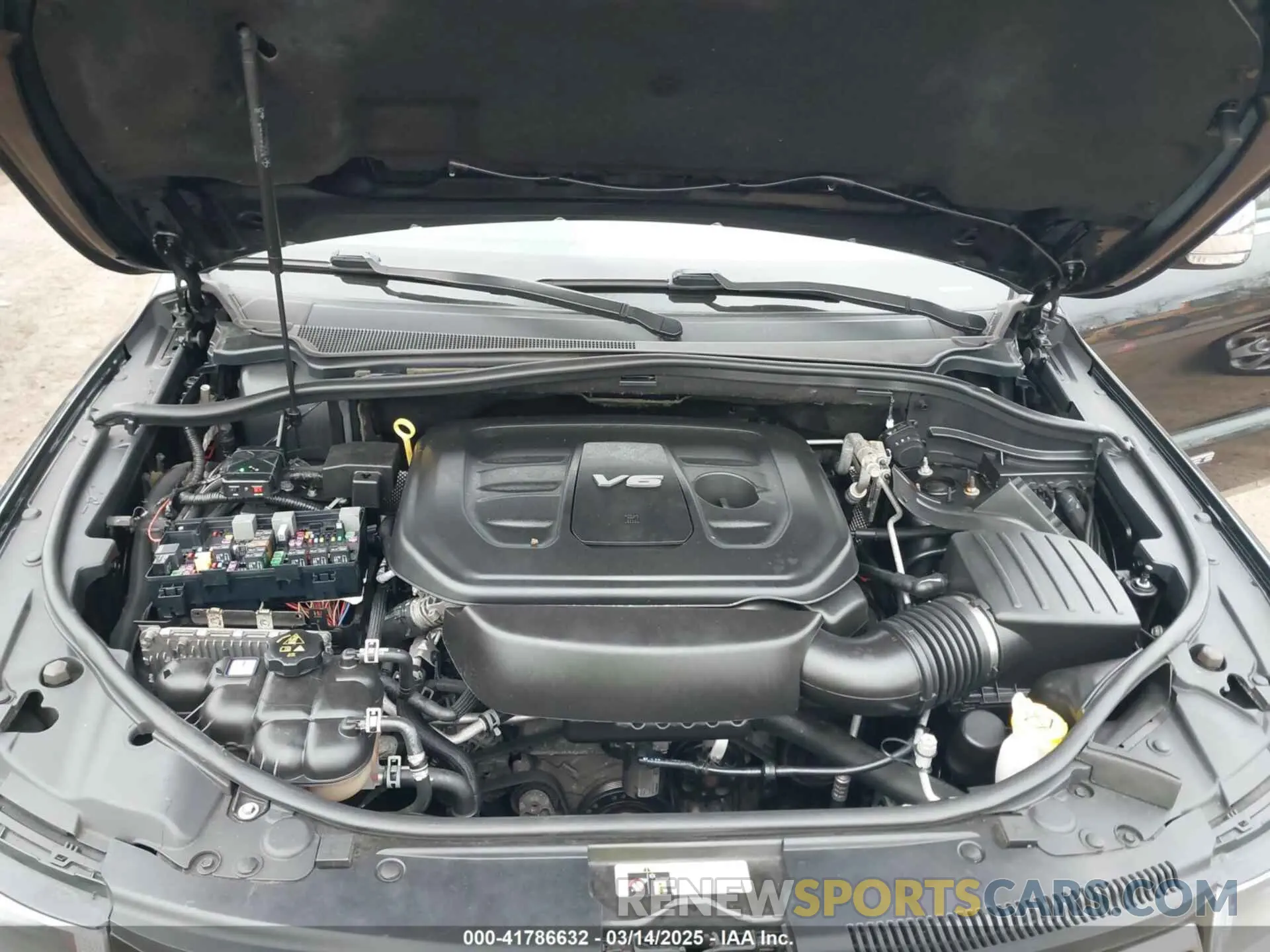 10 Фотография поврежденного автомобиля 1C4RJFBGXKC526512 JEEP GRAND CHEROKEE 2019