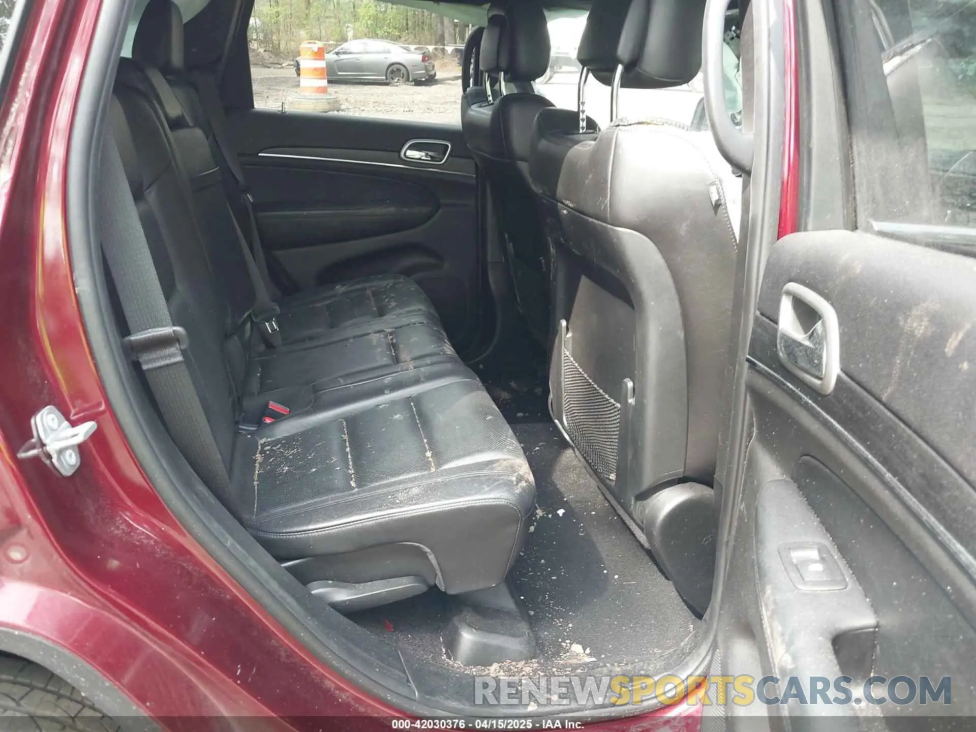 8 Фотография поврежденного автомобиля 1C4RJFBGXKC627307 JEEP GRAND CHEROKEE 2019