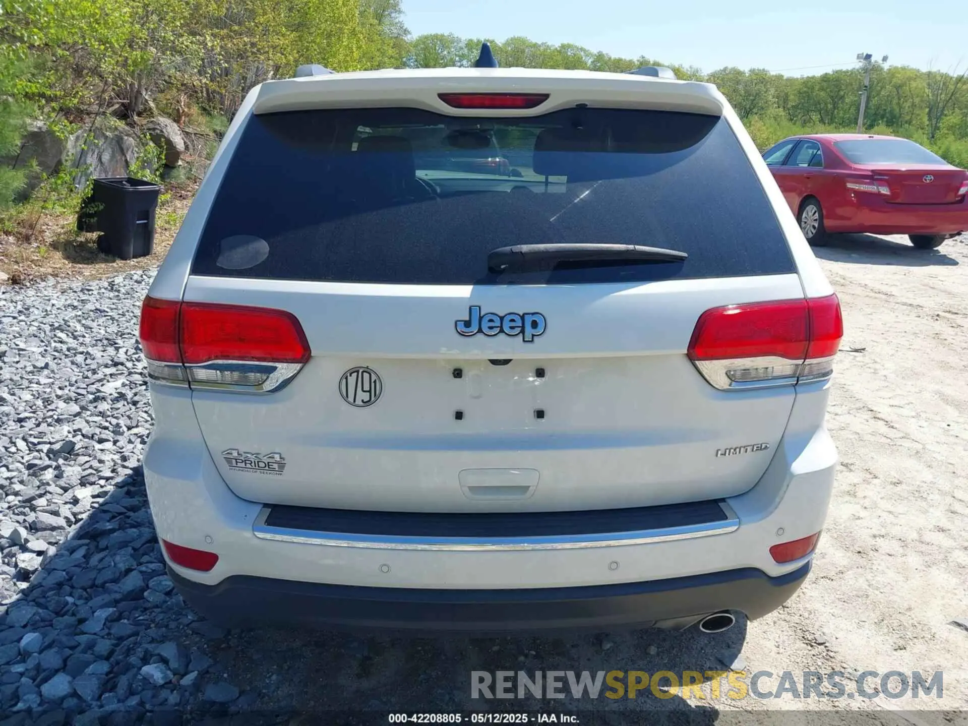 16 Фотография поврежденного автомобиля 1C4RJFBGXKC695297 JEEP GRAND CHEROKEE 2019