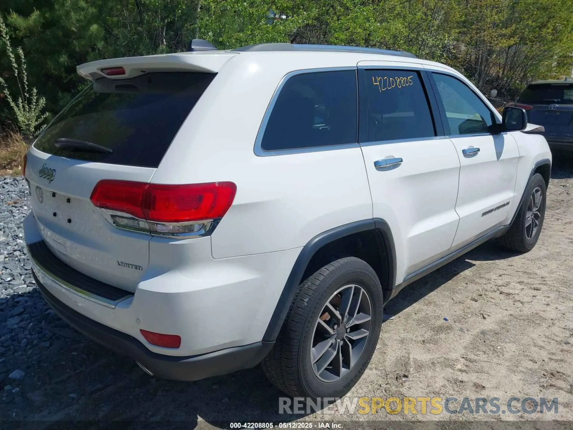 4 Фотография поврежденного автомобиля 1C4RJFBGXKC695297 JEEP GRAND CHEROKEE 2019