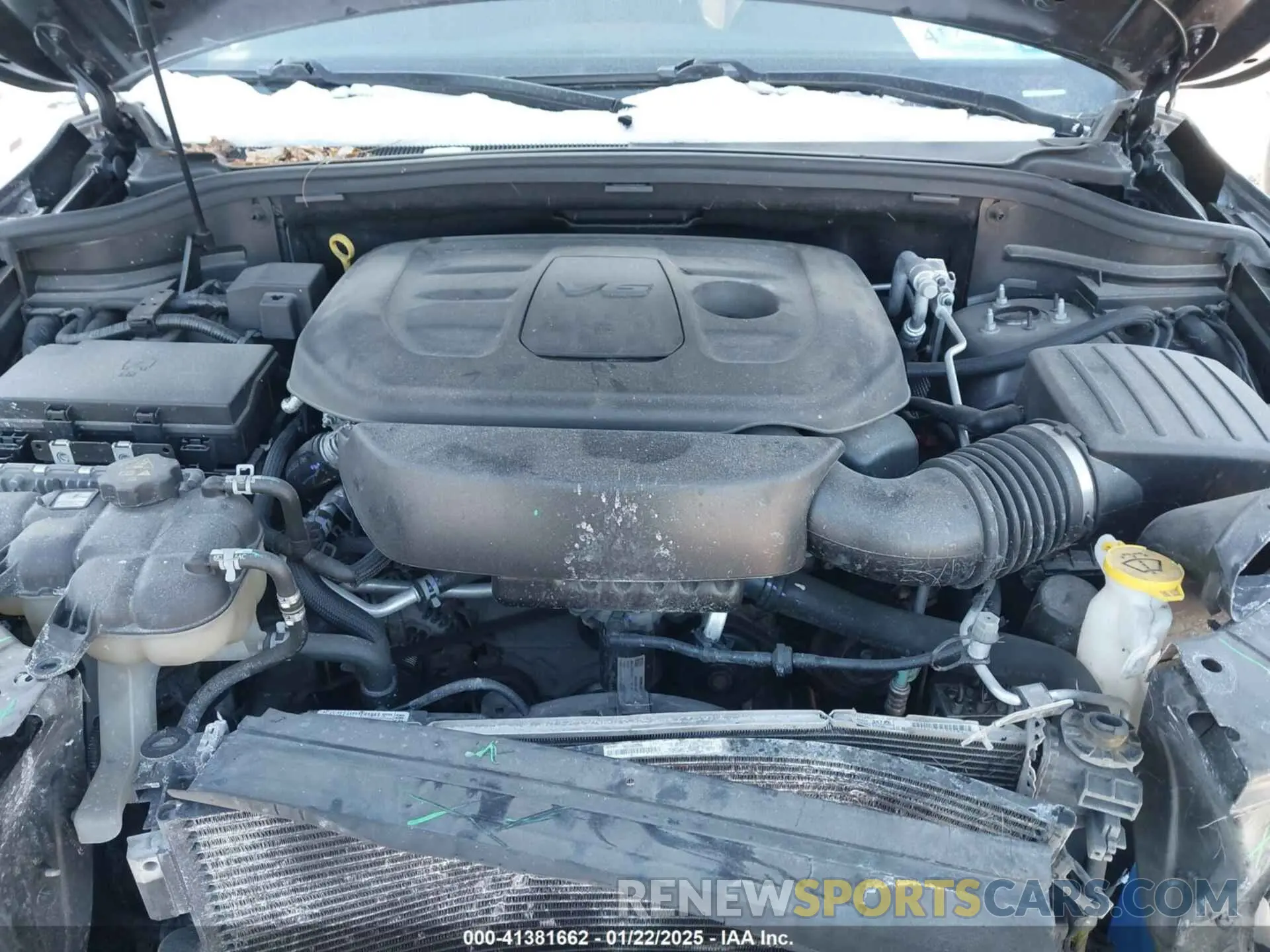 10 Photograph of a damaged car 1C4RJFBGXKC830486 JEEP GRAND CHEROKEE 2019