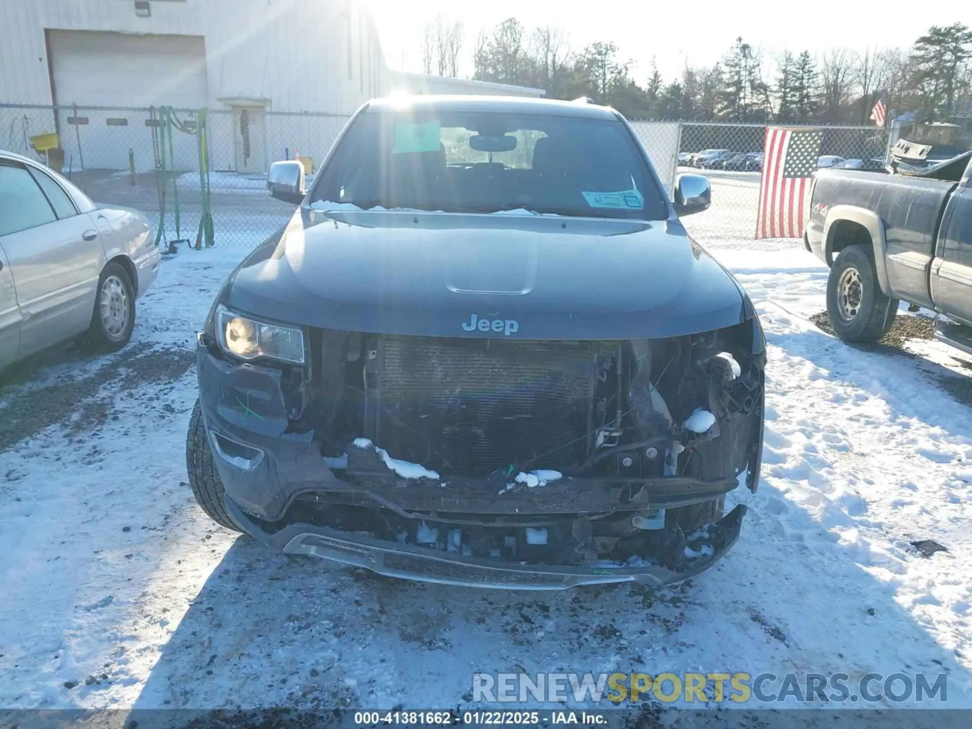 12 Photograph of a damaged car 1C4RJFBGXKC830486 JEEP GRAND CHEROKEE 2019