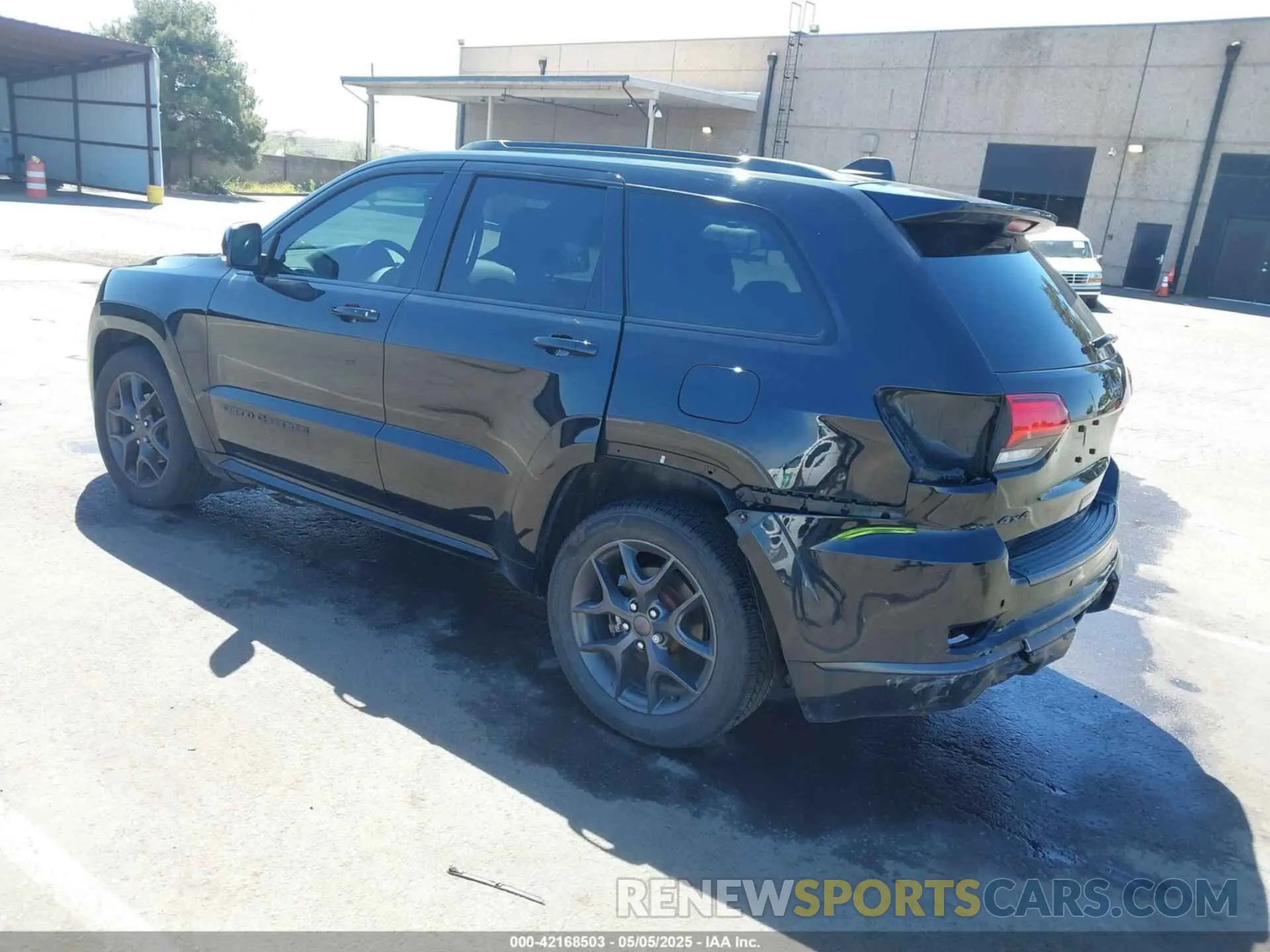 3 Фотография поврежденного автомобиля 1C4RJFBGXKC842475 JEEP GRAND CHEROKEE 2019