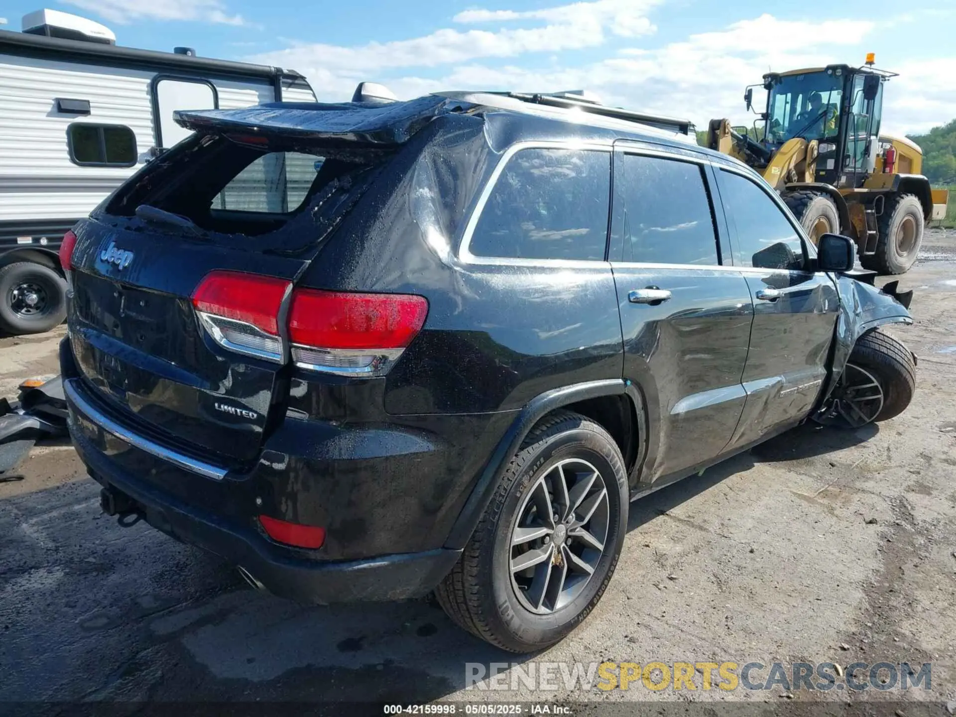 4 Фотография поврежденного автомобиля 1C4RJFBT9KC610351 JEEP GRAND CHEROKEE 2019