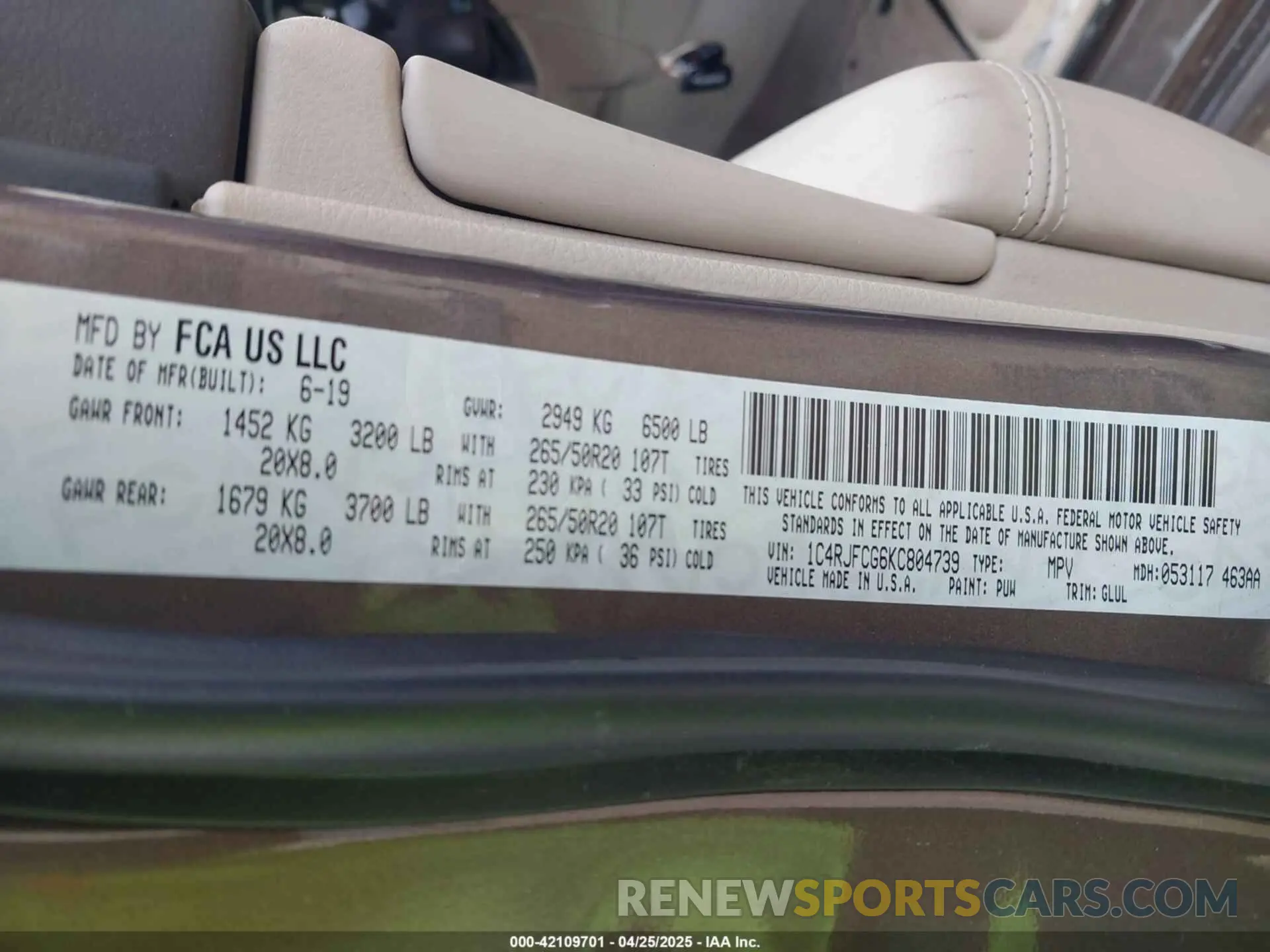 9 Photograph of a damaged car 1C4RJFCG6KC804739 JEEP GRAND CHEROKEE 2019
