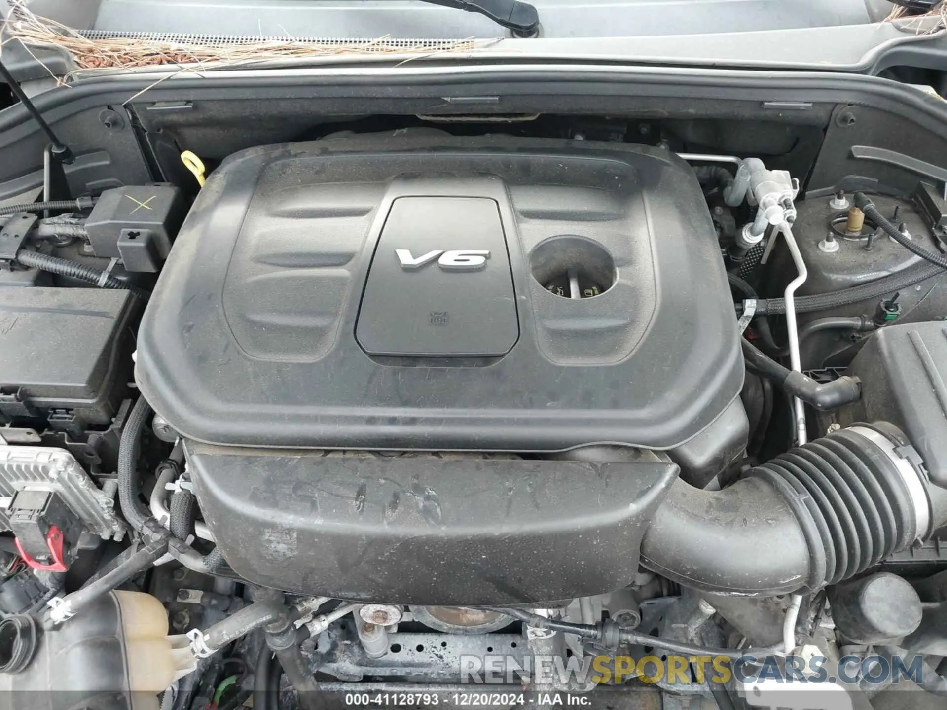 10 Фотография поврежденного автомобиля 1C4RJFCG9KC566594 JEEP GRAND CHEROKEE 2019