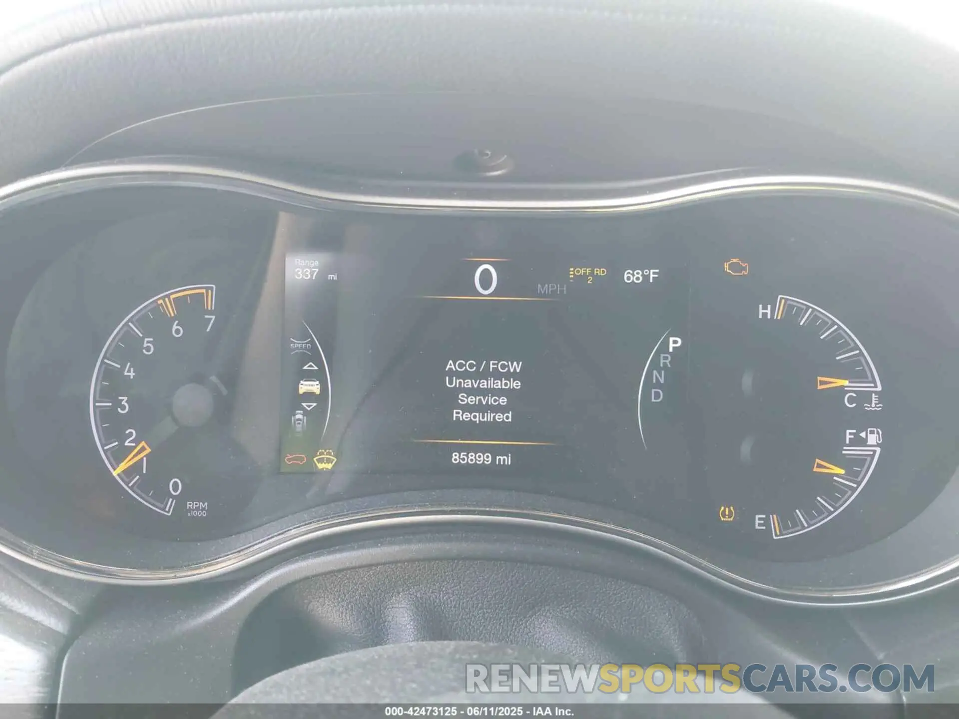 7 Photograph of a damaged car 1C4RJFCT2KC607788 JEEP GRAND CHEROKEE 2019