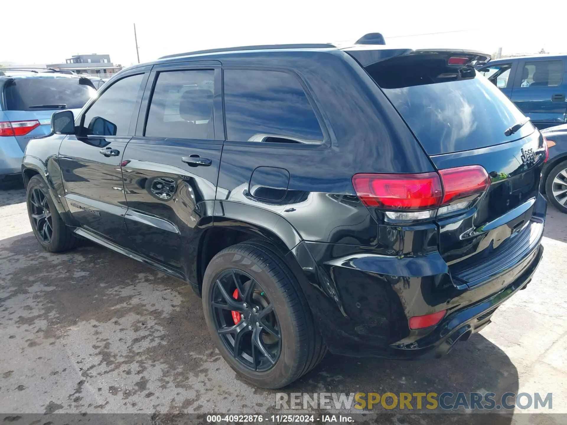 3 Фотография поврежденного автомобиля 1C4RJFDJ5KC611105 JEEP GRAND CHEROKEE 2019